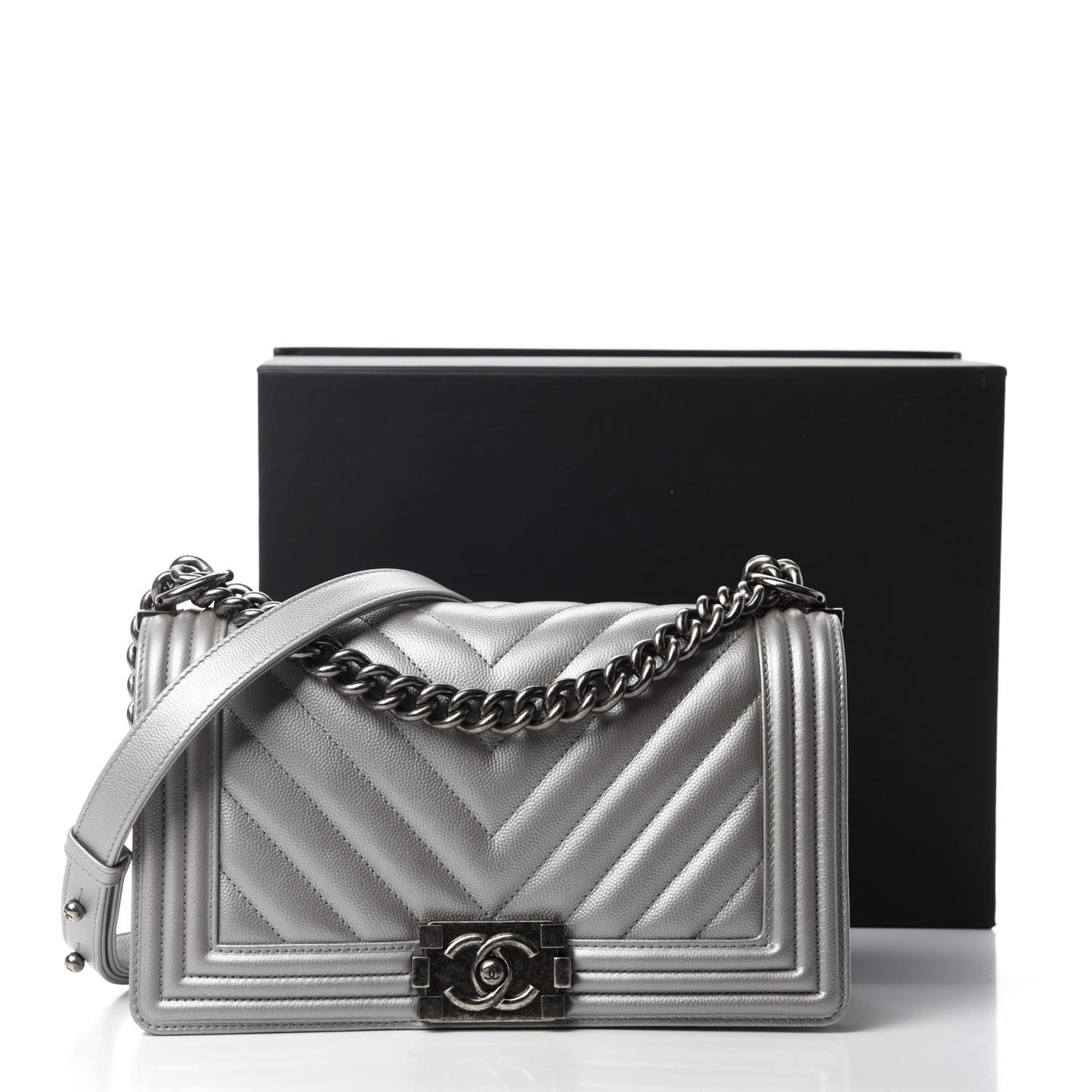 Metallic Caviar Chevron Quilted Medium Boy Flap Silver