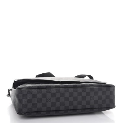 Louis Vuitton Damier Graphite Daniel GM 4 of 7