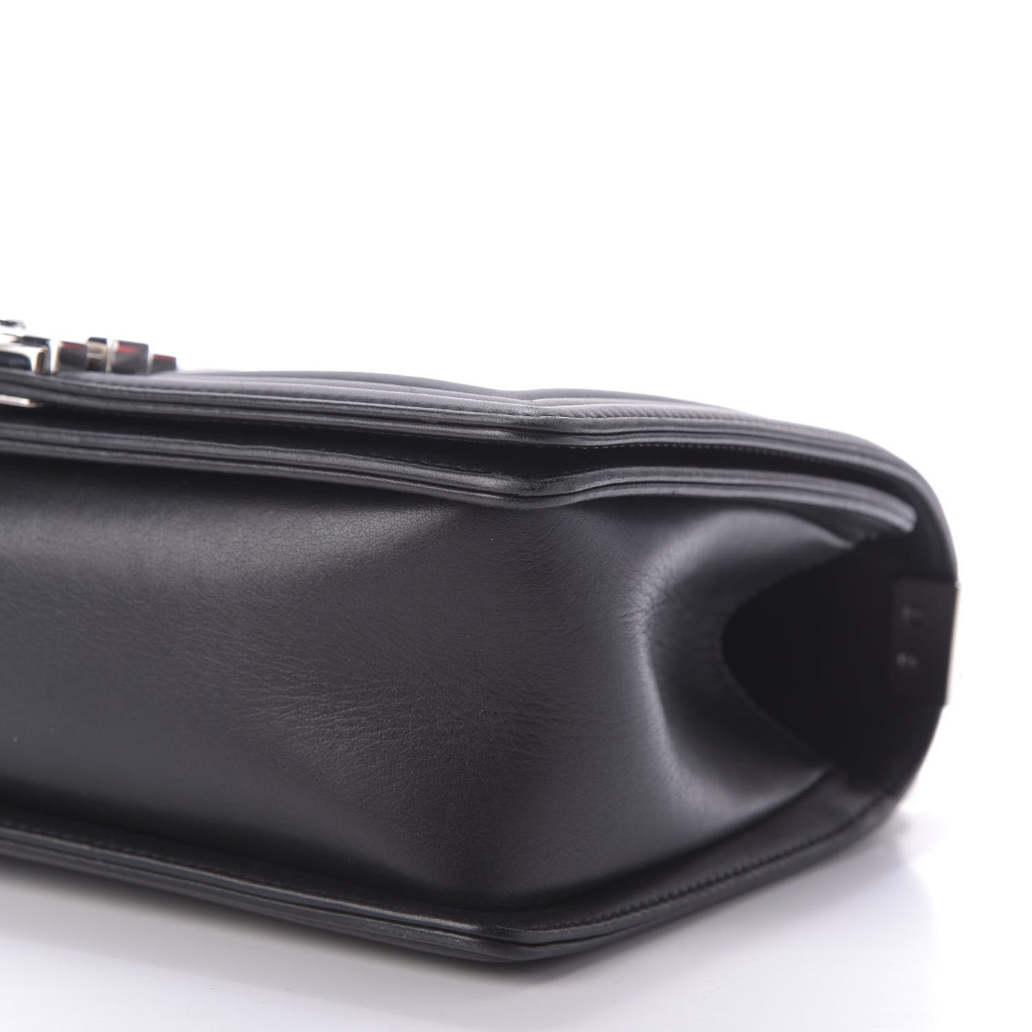 Calfskin Chevron Quilted Medium Boy Flap Black