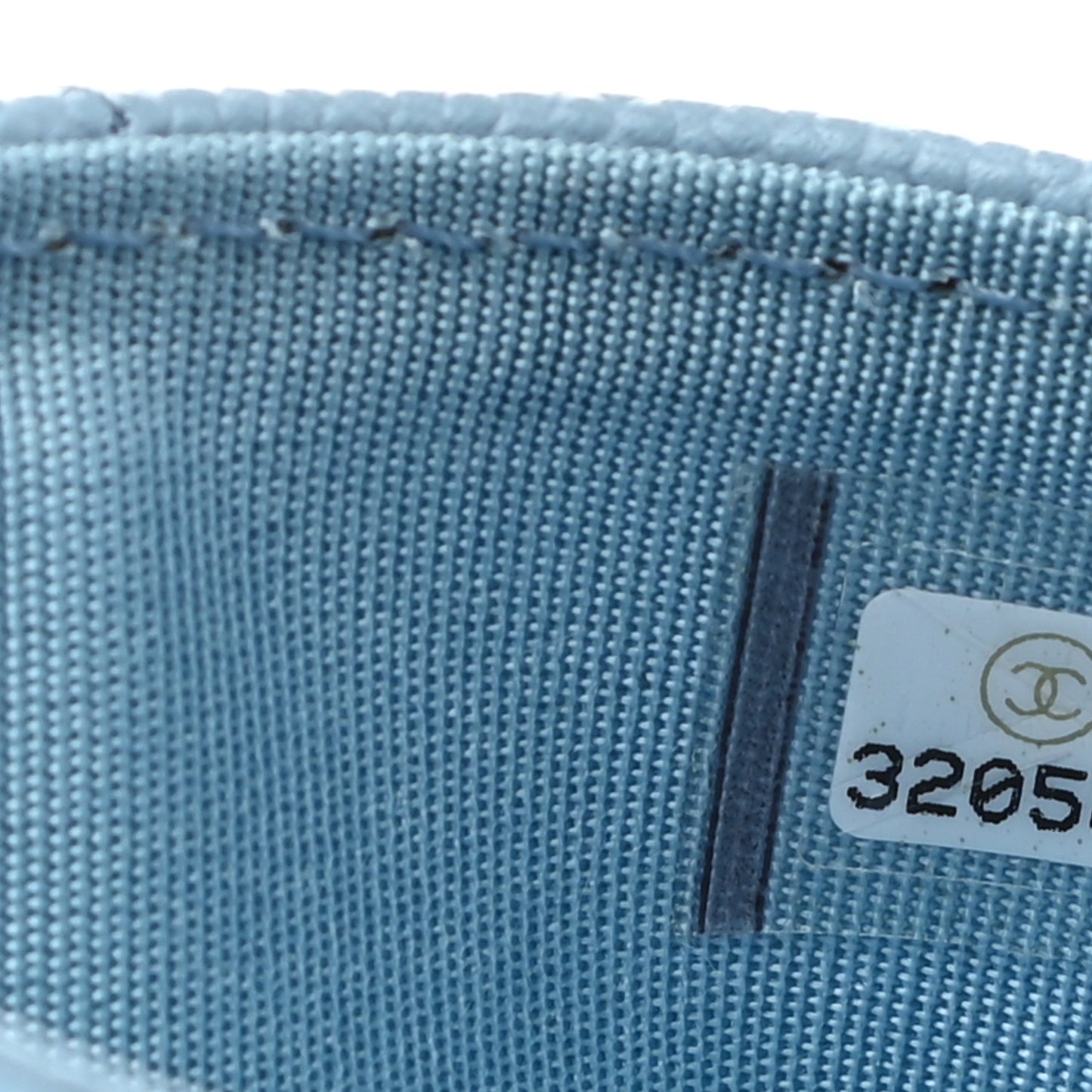 Caviar Quilted Crystal Card Holder Light Blue