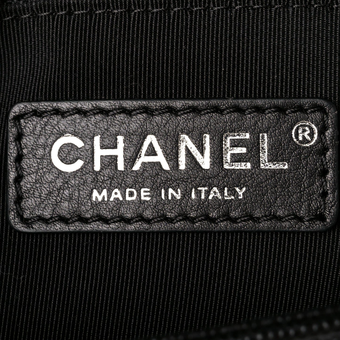 Caviar Quilted New Medium Boy Flap Black