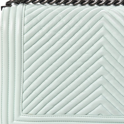 Chanel Wrinkled Lambskin Chevron Quilted New Medium Boy Flap Light Green 13 of 17