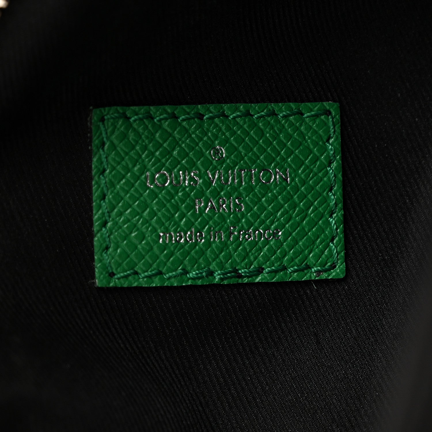 Louis Vuitton Taigarama Duo Slingbag Cactus Green 7 of 10