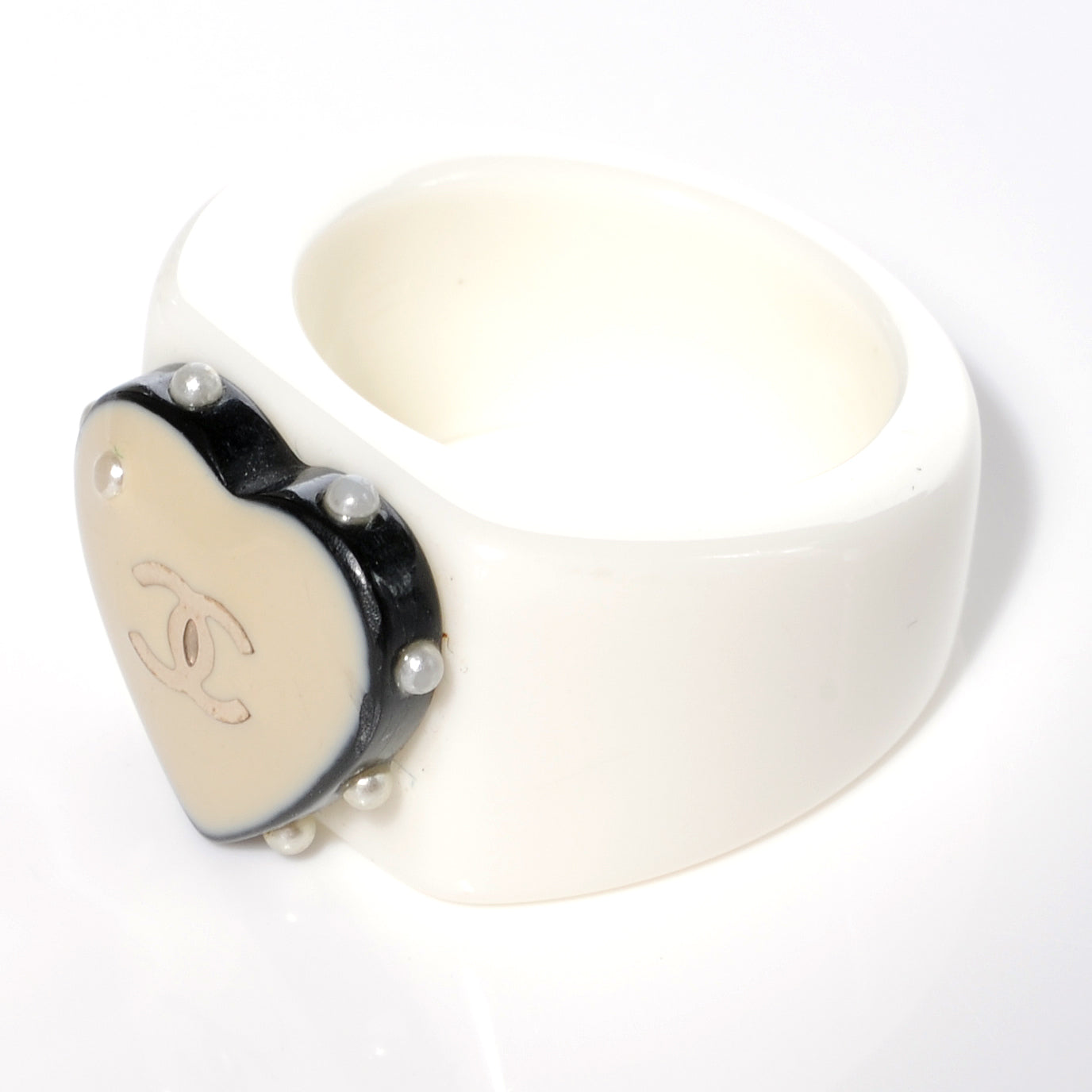 Chanel Resin Pearl CC Heart Ring 6.5 5 of 6