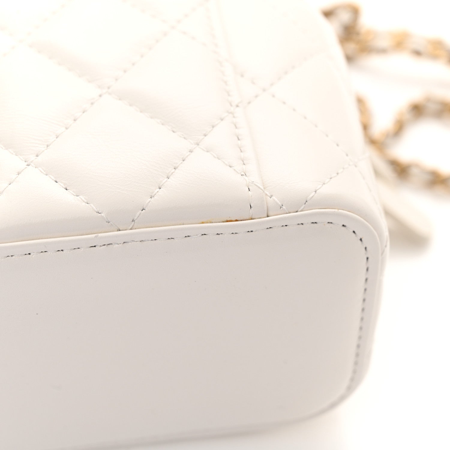 Chanel Calfskin Quilted Mini Perfect Fit Vanity Case With Chain White 13 of 13