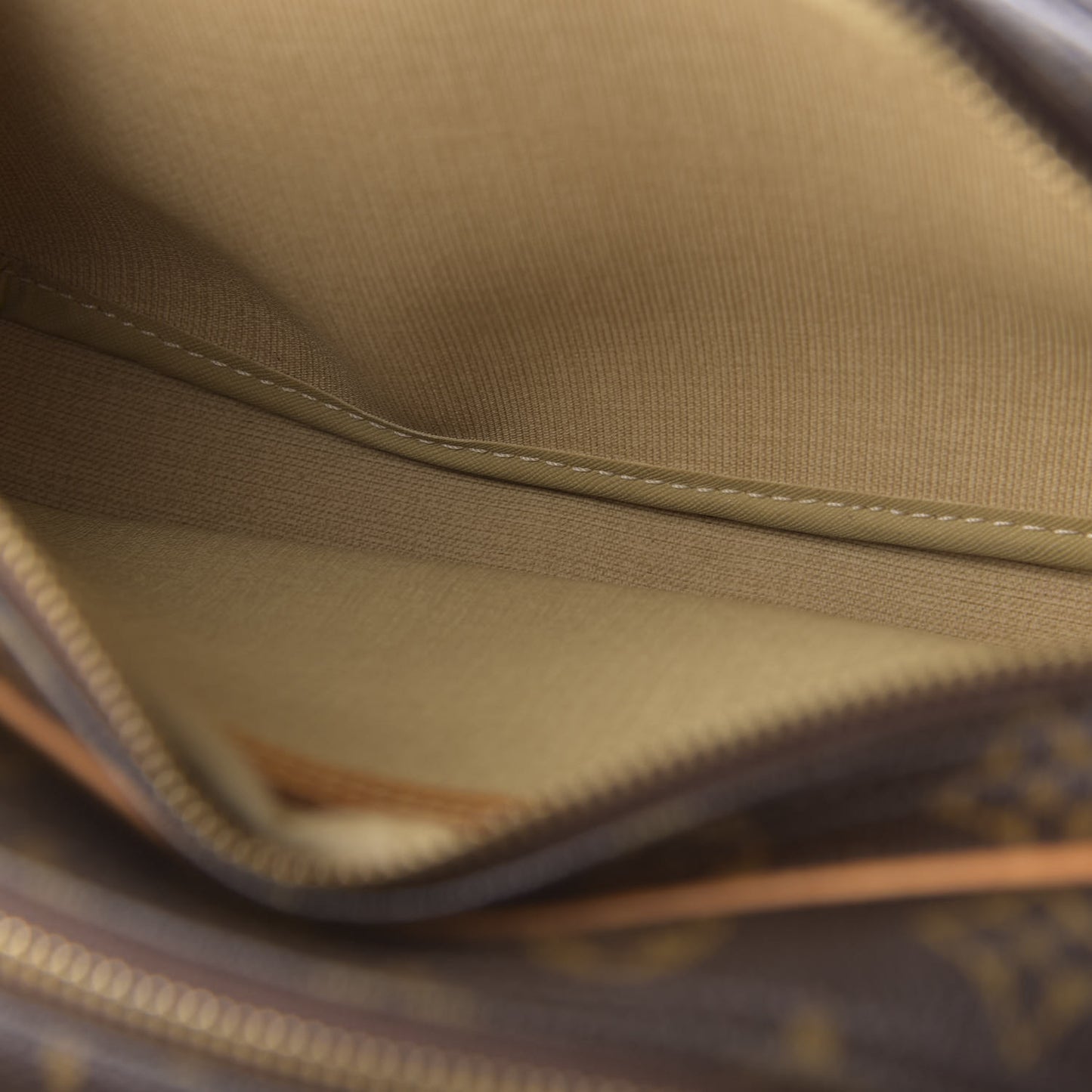 Monogram Reporter PM