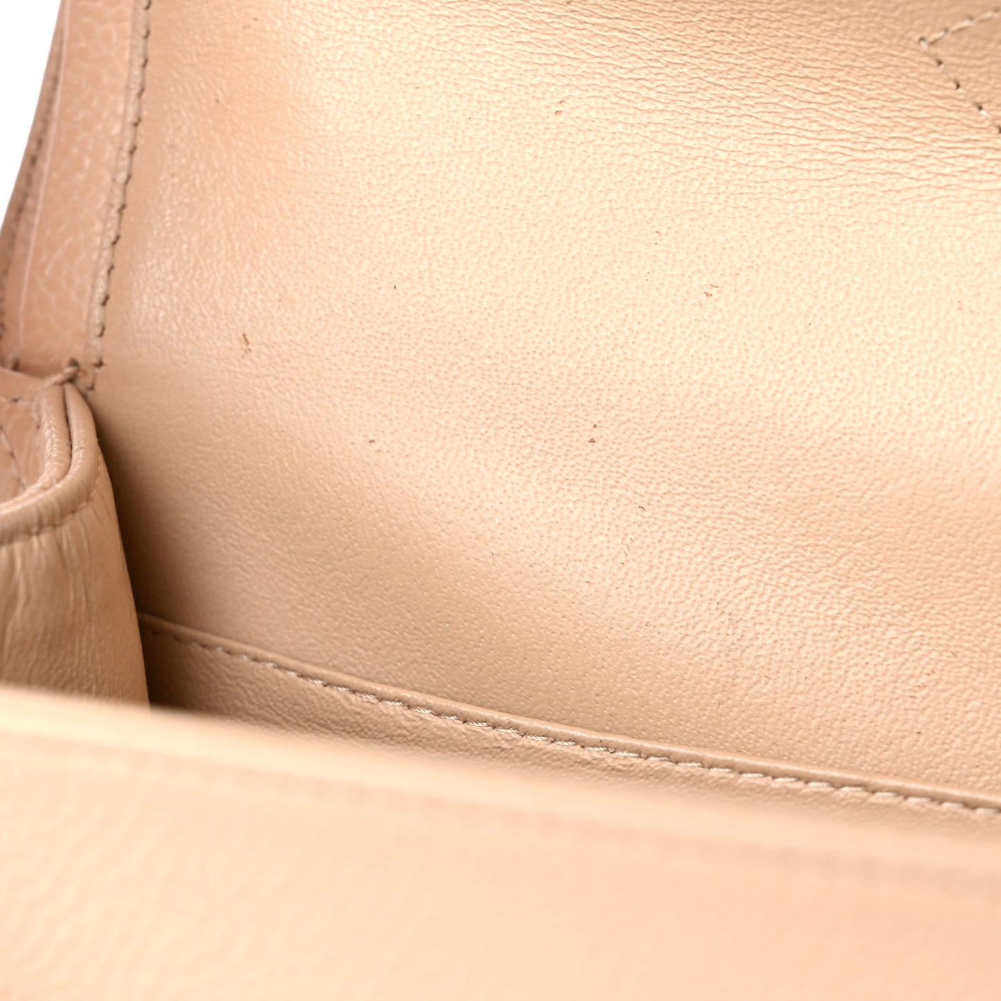 Caviar Quilted Jumbo Double Flap Beige Clair