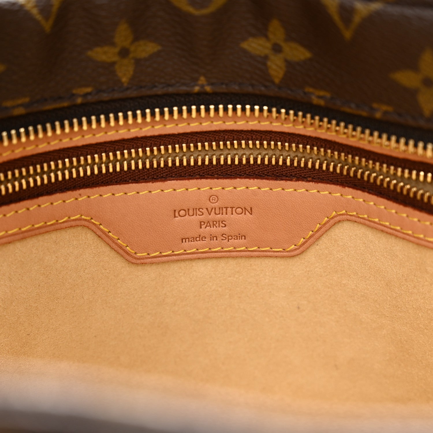 Louis Vuitton Monogram Luco 6 of 11