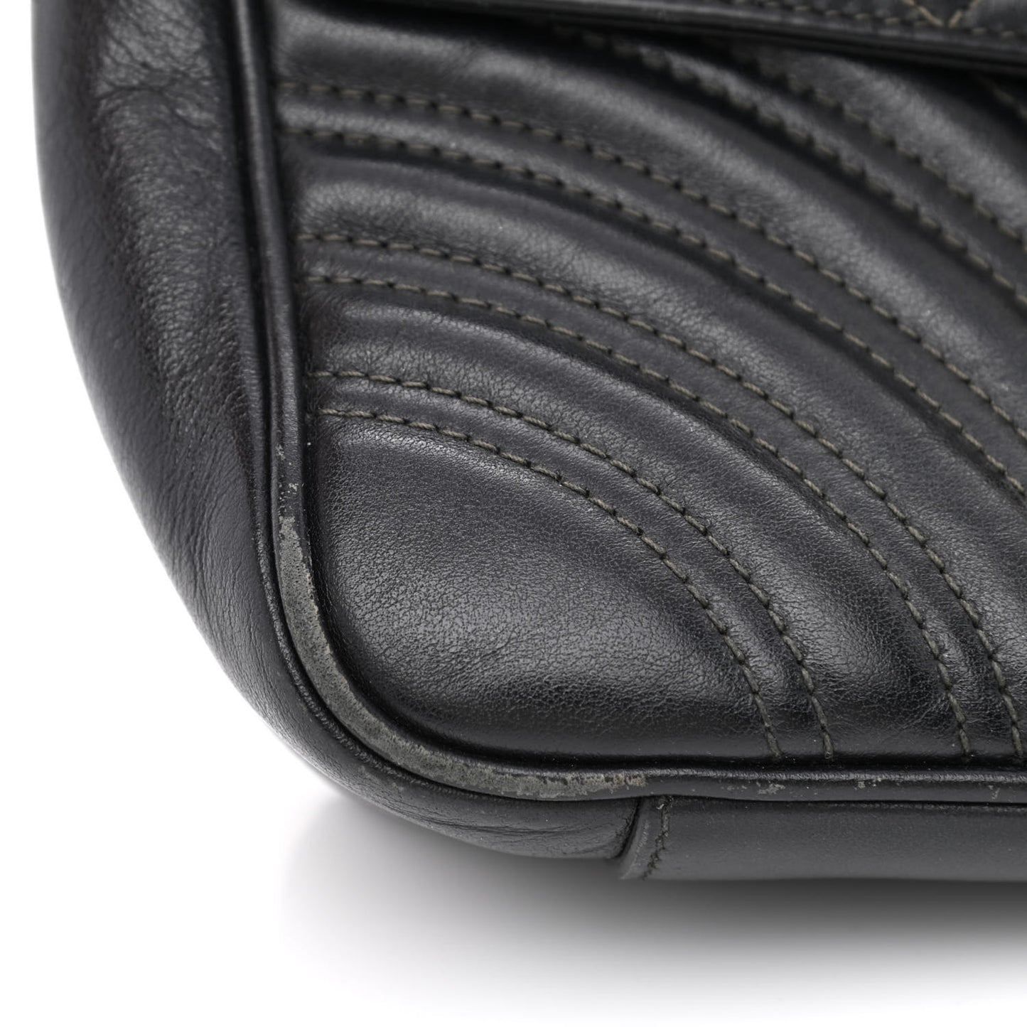 Calfskin Matelasse Small GG Marmont Shoulder Bag Black