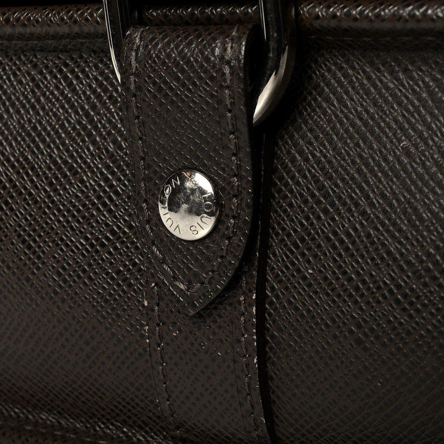 Louis Vuitton Taiga Andrei Messenger Bag Grizzli 10 of 11