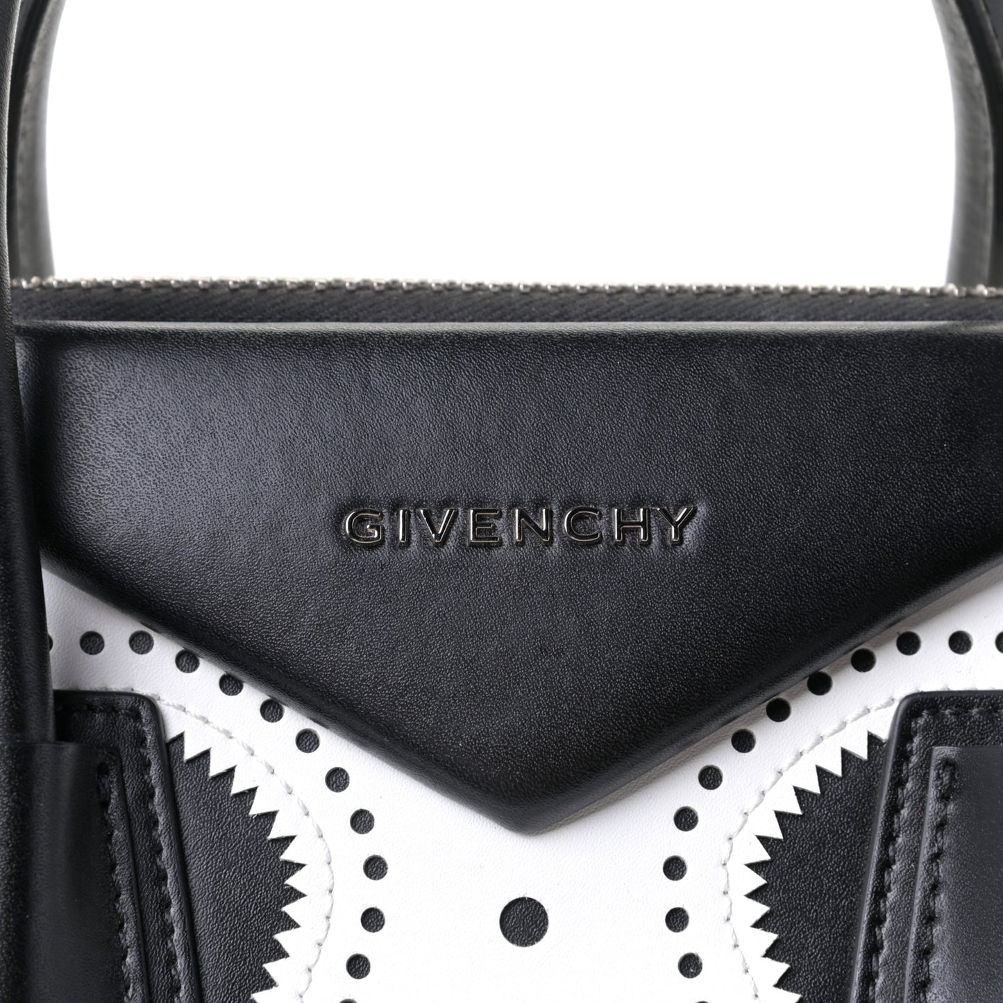 Calfskin Brogue Medium Antigona Black White