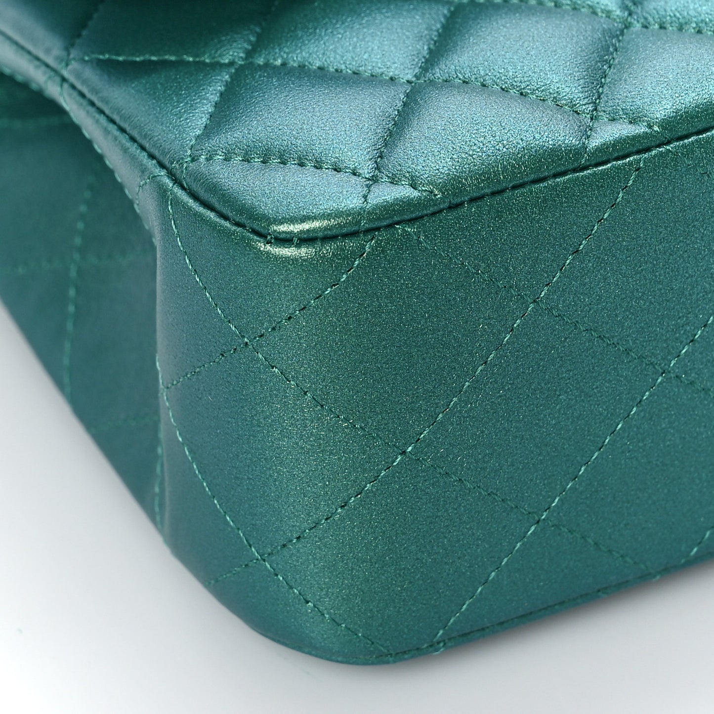 Iridescent Calfskin Quilted Medium Double Flap Green