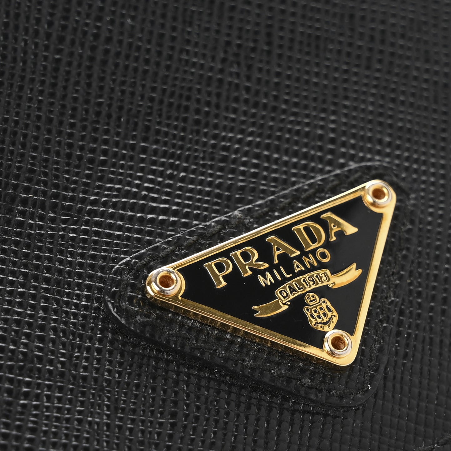 Saffiano Triangle Card Case Bordeaux Black