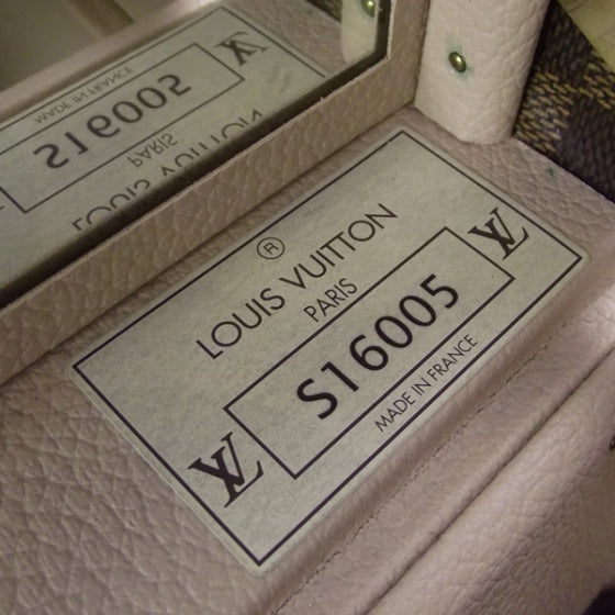 Damier Ebene Boite Bouteilles Beauty Train Case