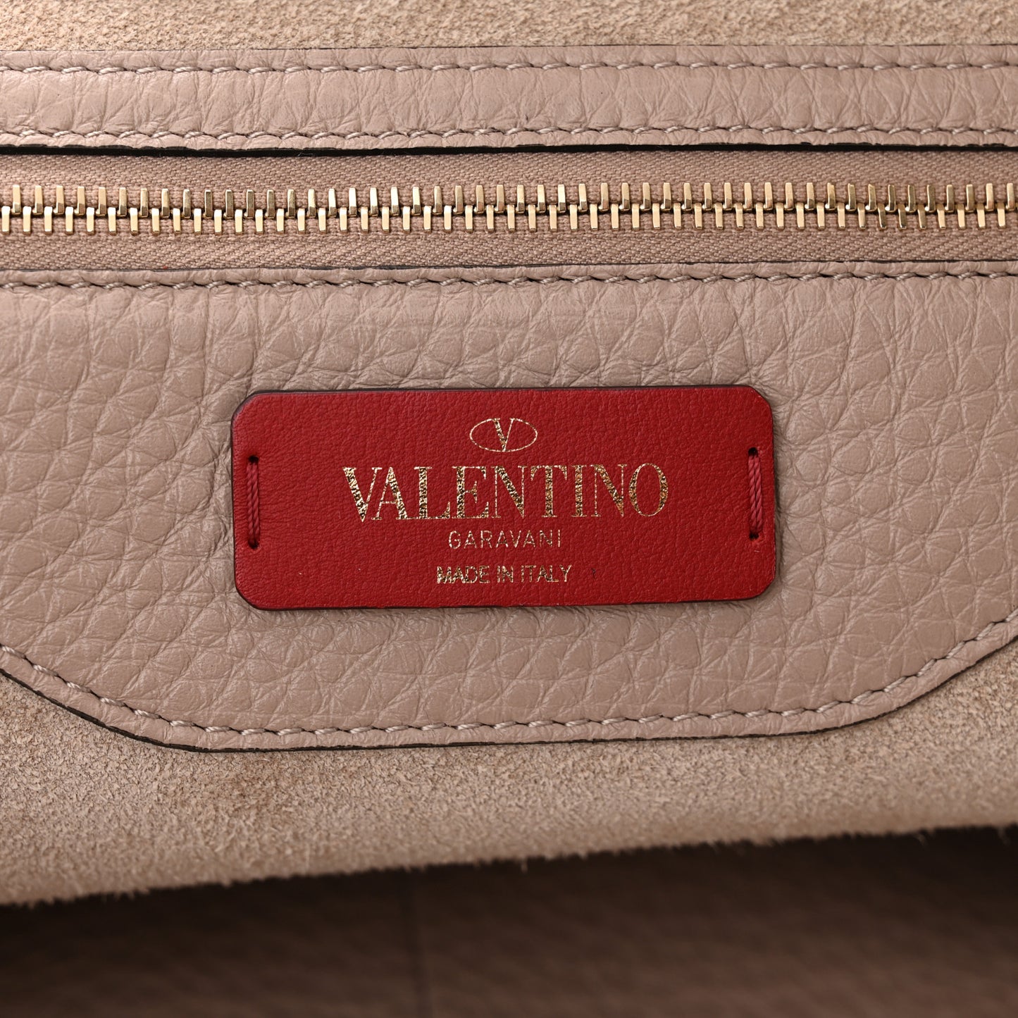 Grained Calfskin Rockstud Shoulder Tote Poudre