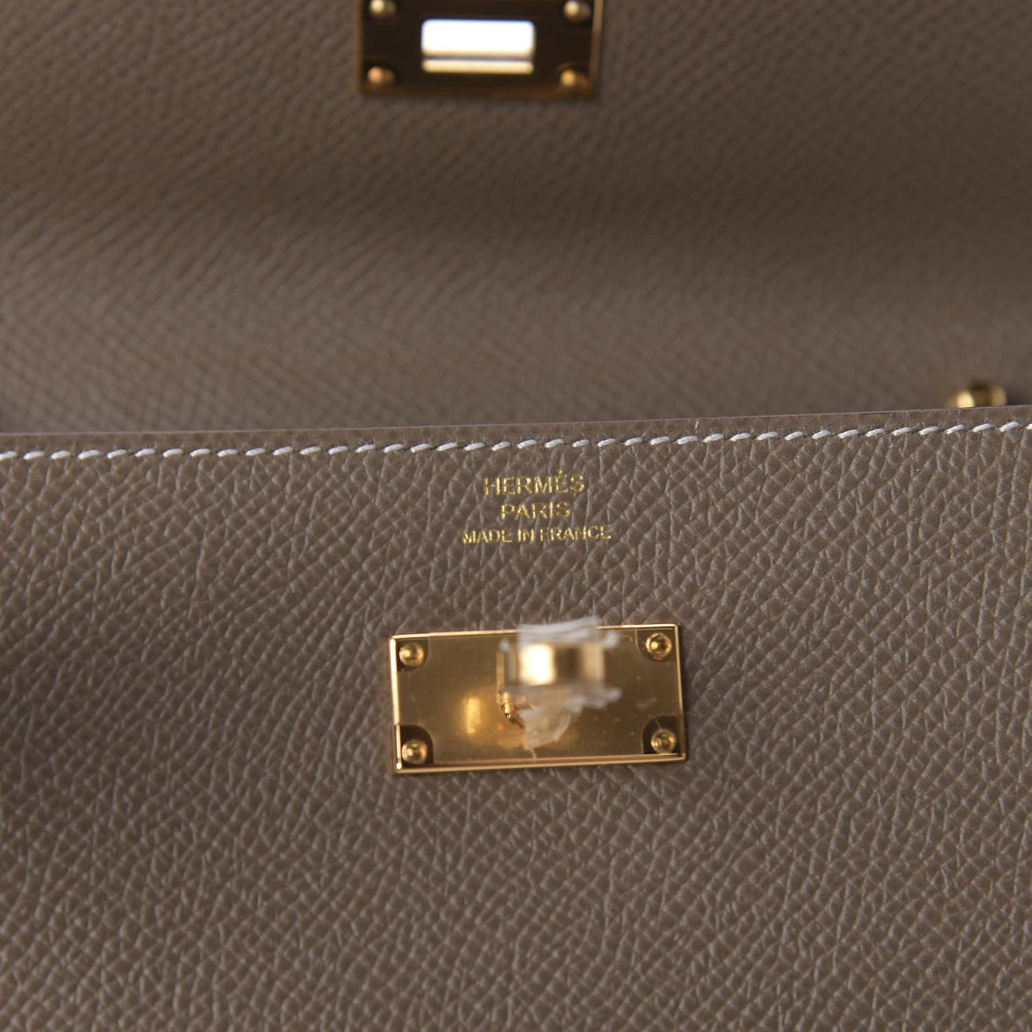 Epsom Kelly Wallet To Go Etoupe