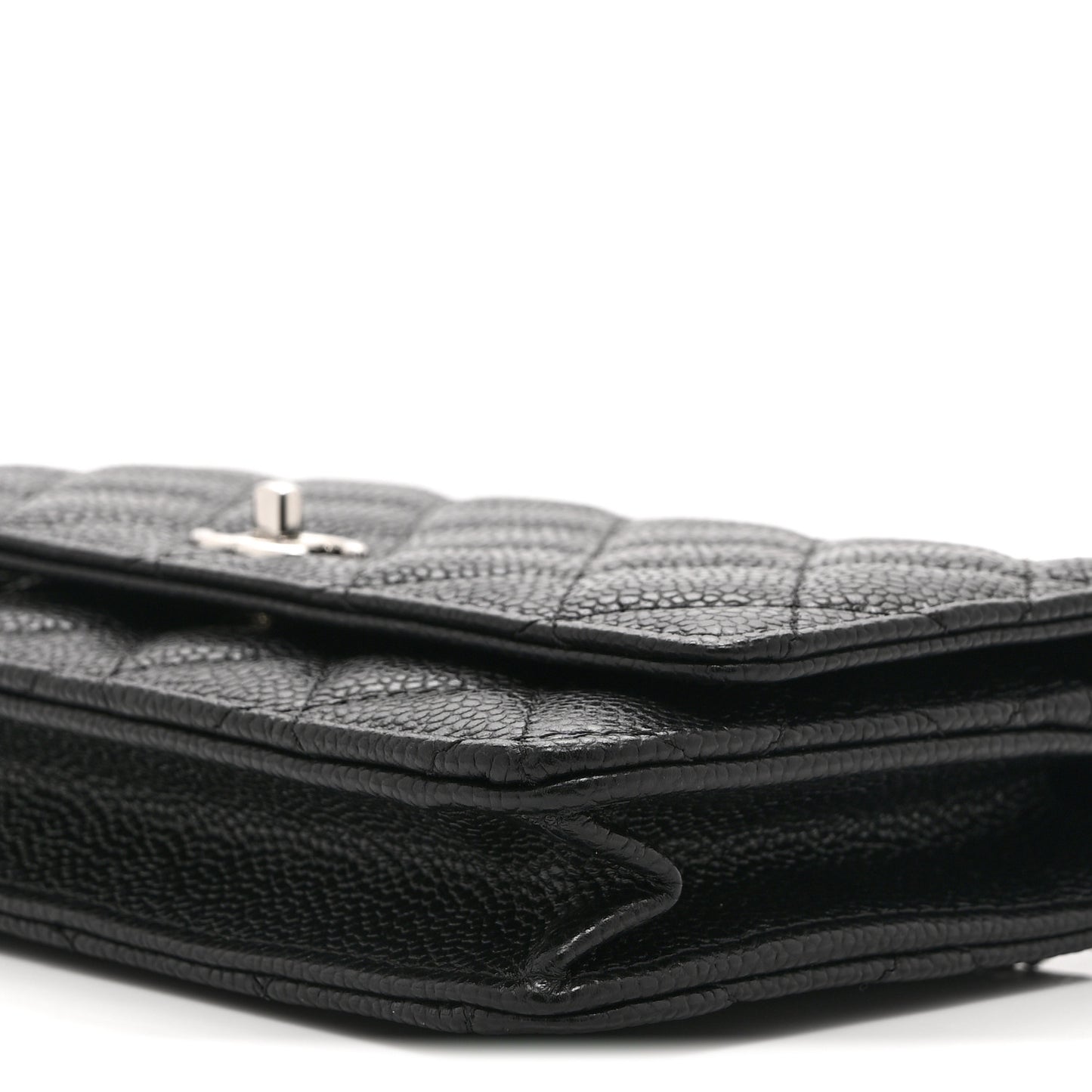 Caviar Quilted CC Turnlock Wallet On Chain WOC Black