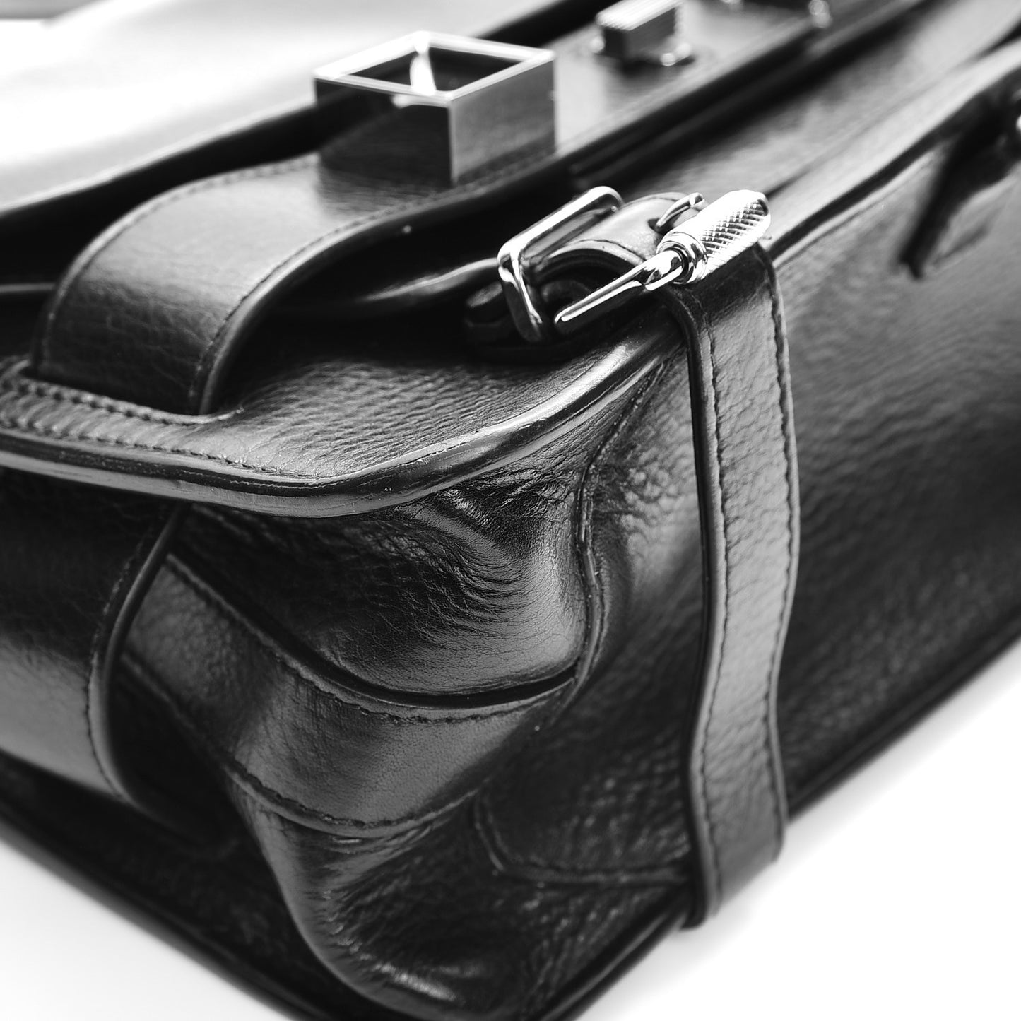 Calfskin PS11 Classic Shoulder Bag Black