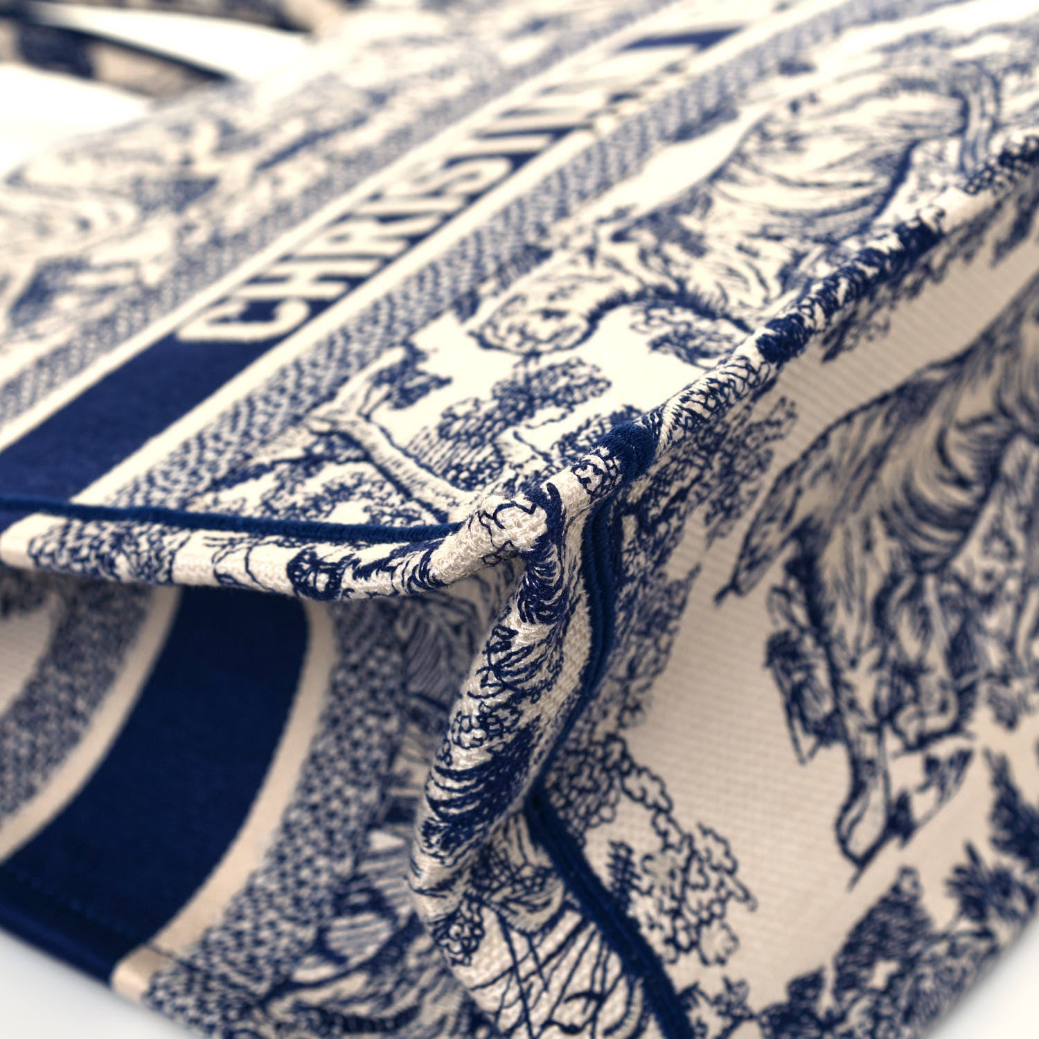 Christian Dior Canvas Embroidered Medium Dioriviera Toile De Jouy Book Tote Blue 9 of 12