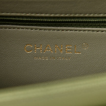 Chanel Caviar Quilted Medium Business Affinity Flap Green 5 of 9