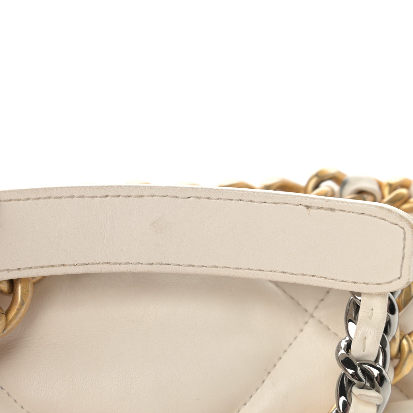 Goatskin Quilted Medium Chanel 19 Flap White