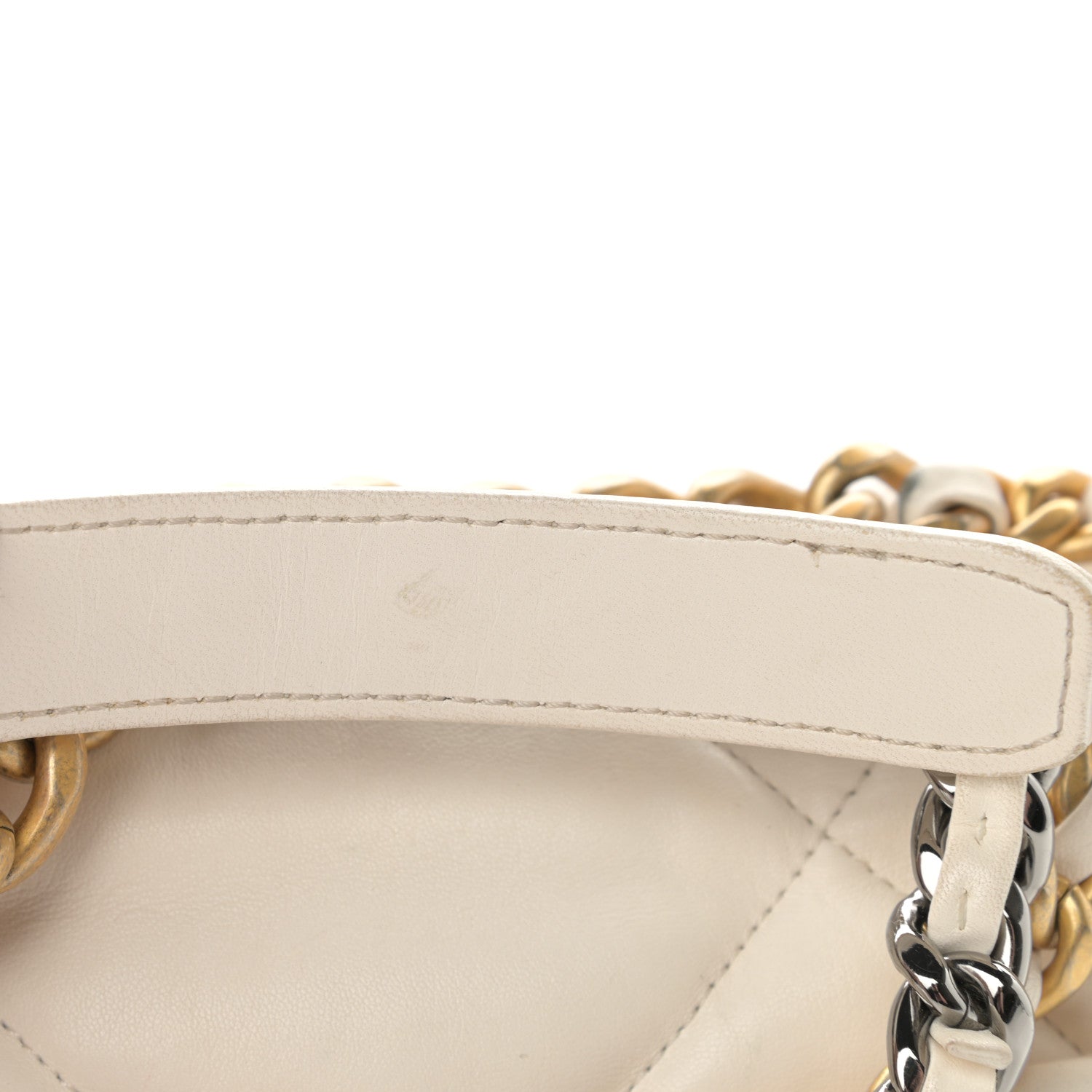 Chanel Goatskin Quilted Medium Chanel 19 Flap White 15 of 19