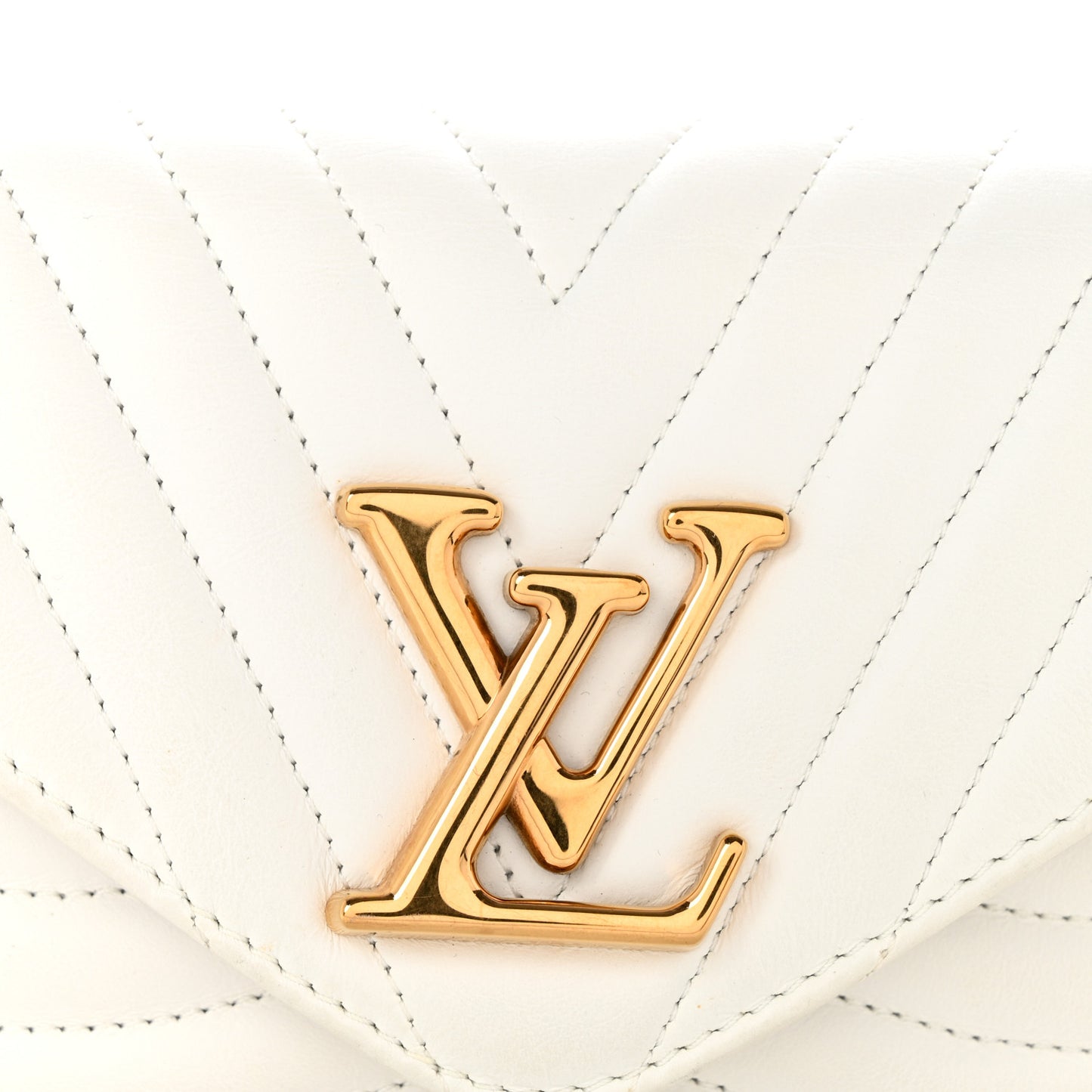 Calfskin New Wave Multi Pochette Snow