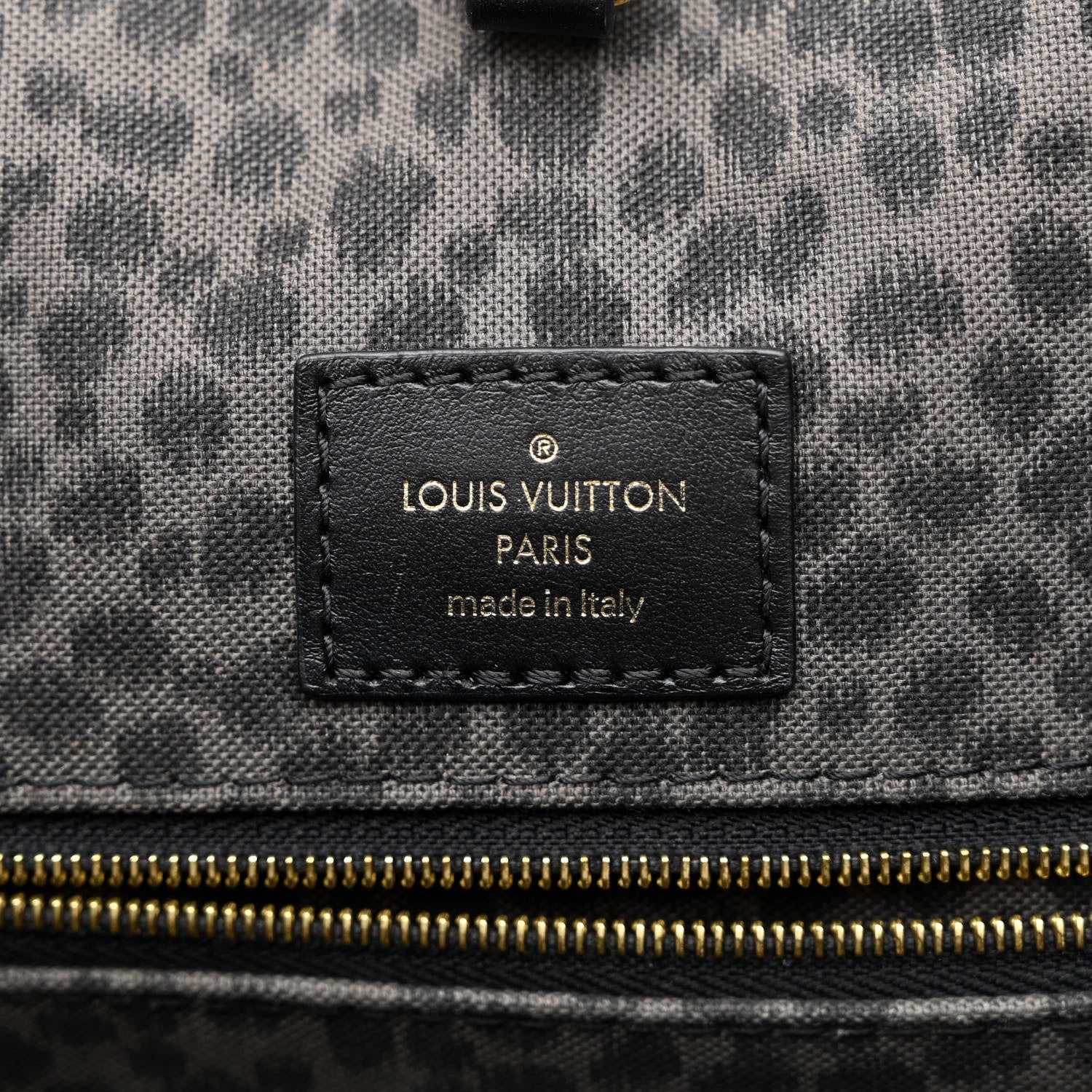 Louis Vuitton Monogram Giant Wild At Heart Onthego GM Black 6 of 13