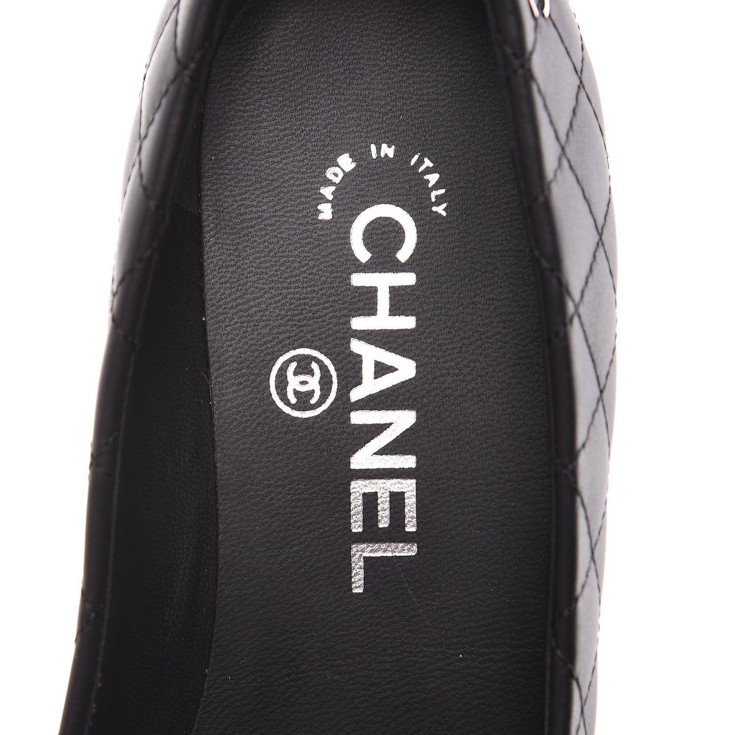 Aged Calfskin Grosgrain Quilted Cap Toe Pumps 35 Black