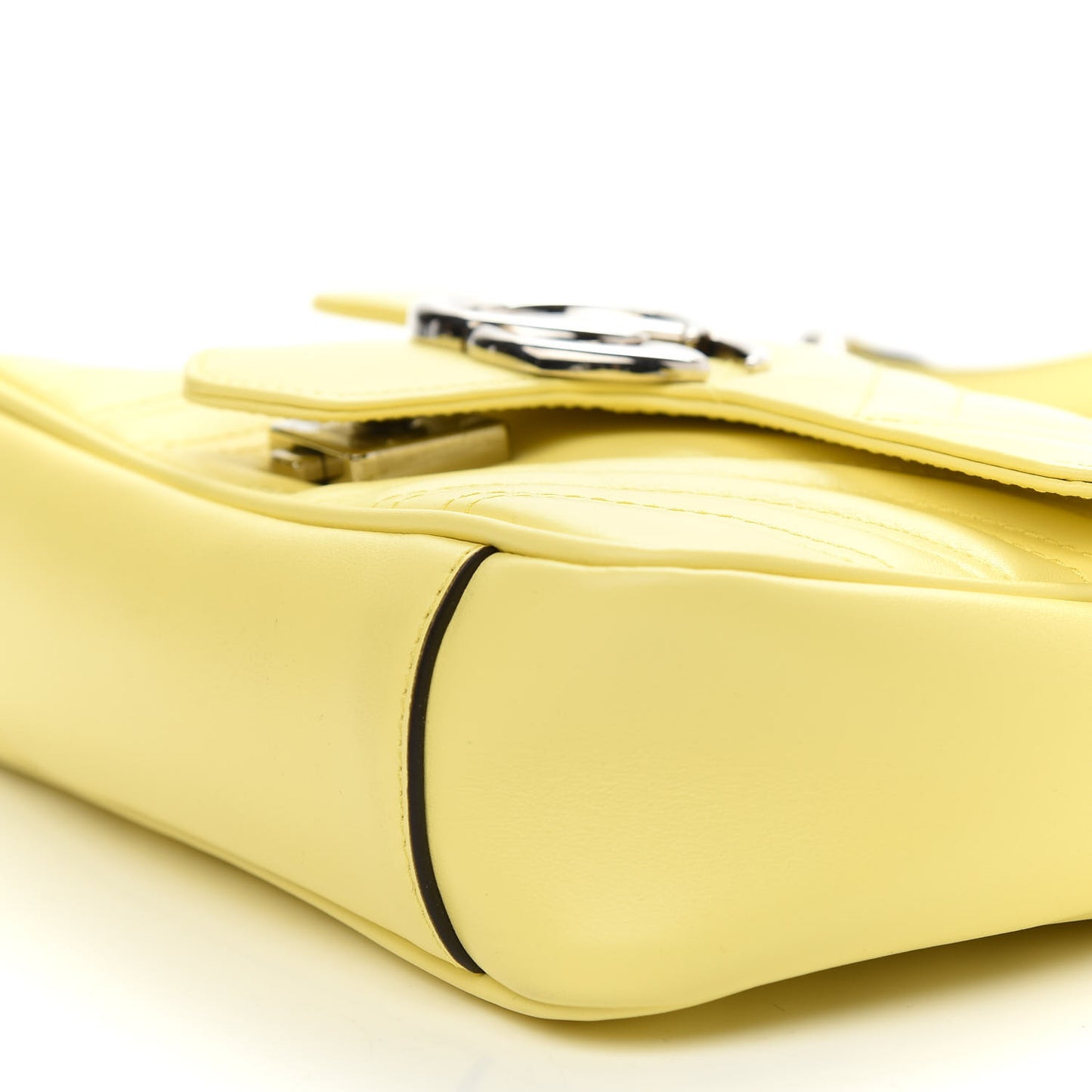 Calfskin Matelasse Mini GG Marmont Shoulder Bag Banana