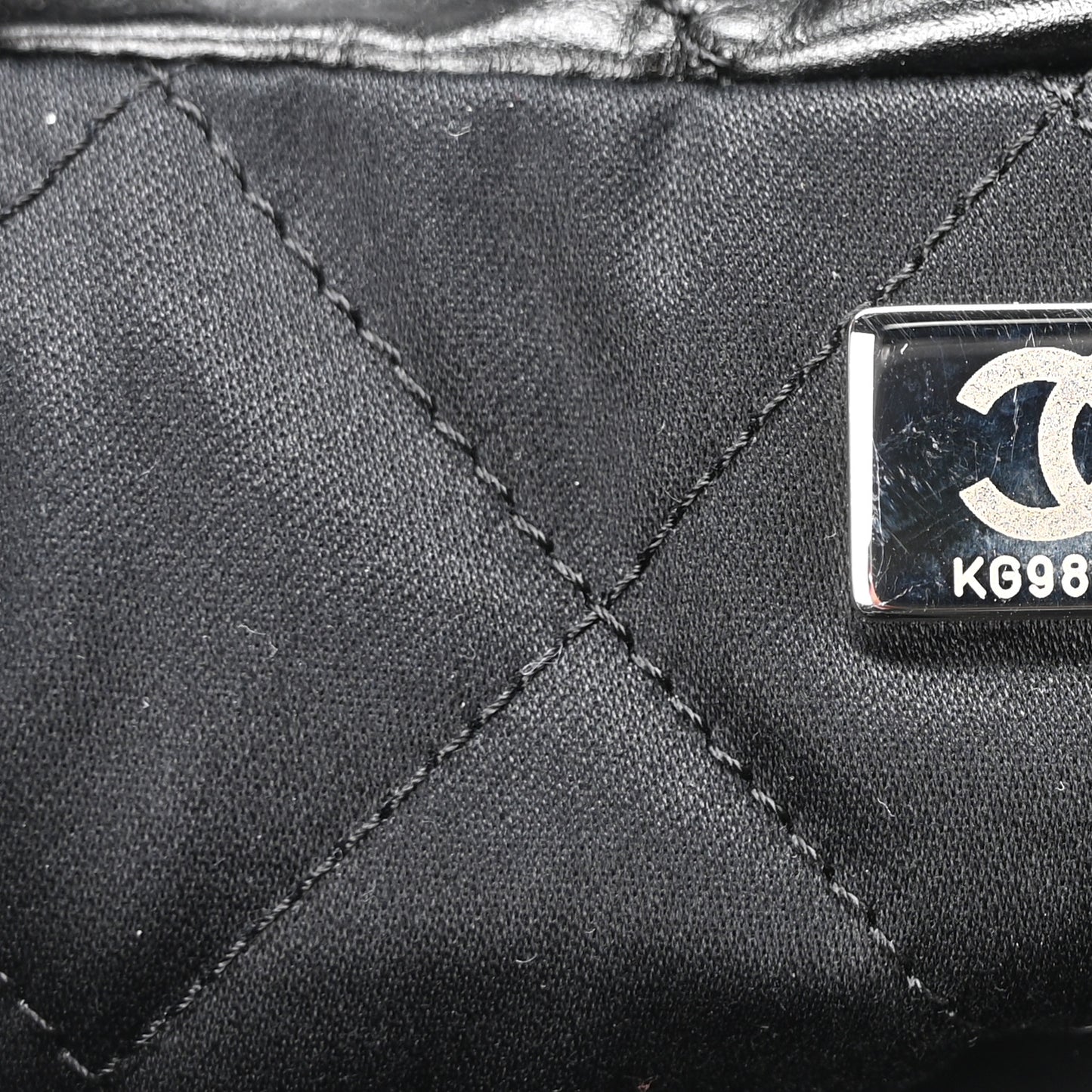 Shiny Calfskin Quilted Small Chanel 22 So Black