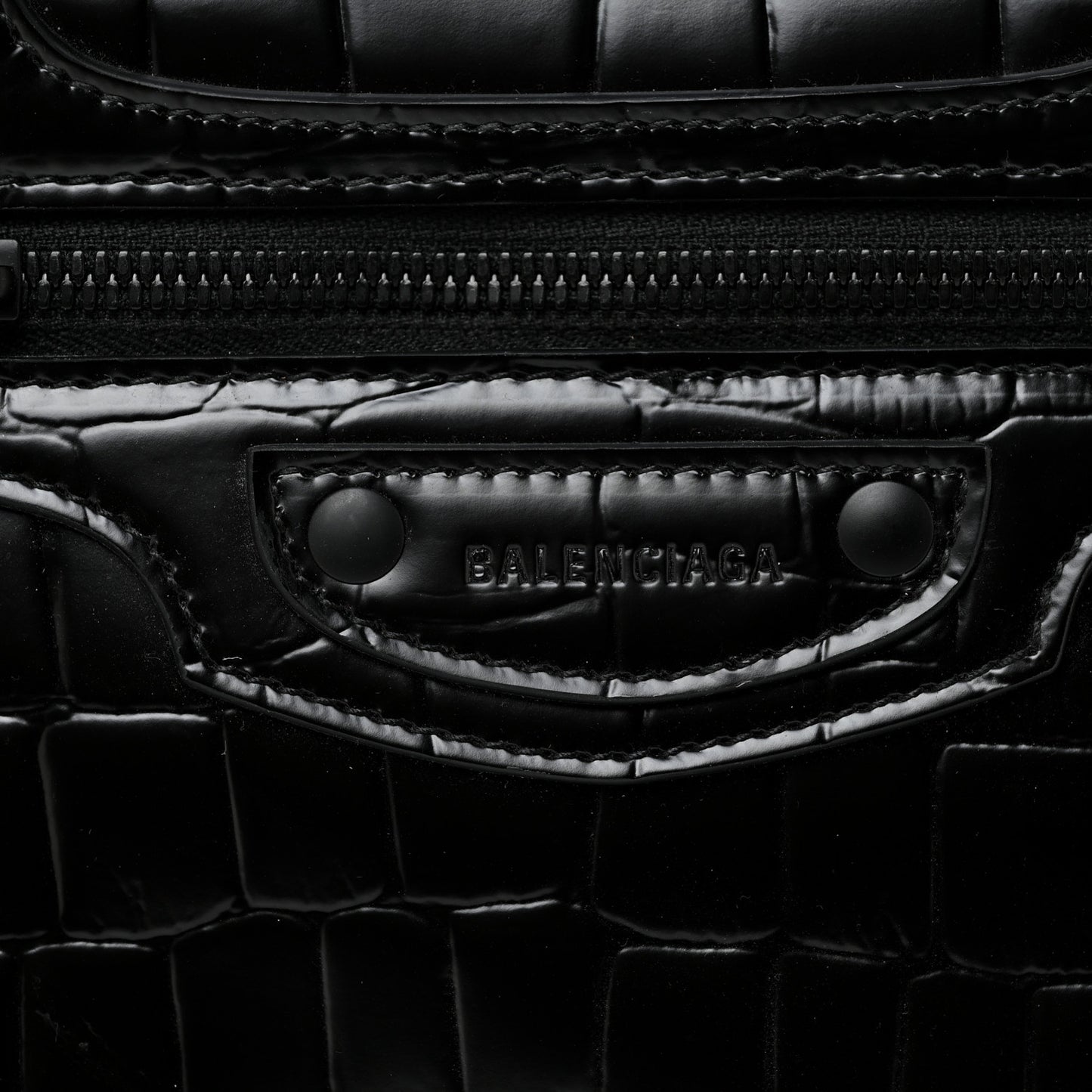 Semi Shiny Calfskin Crocodile Embossed Neo Classic Black Hardware S City Black