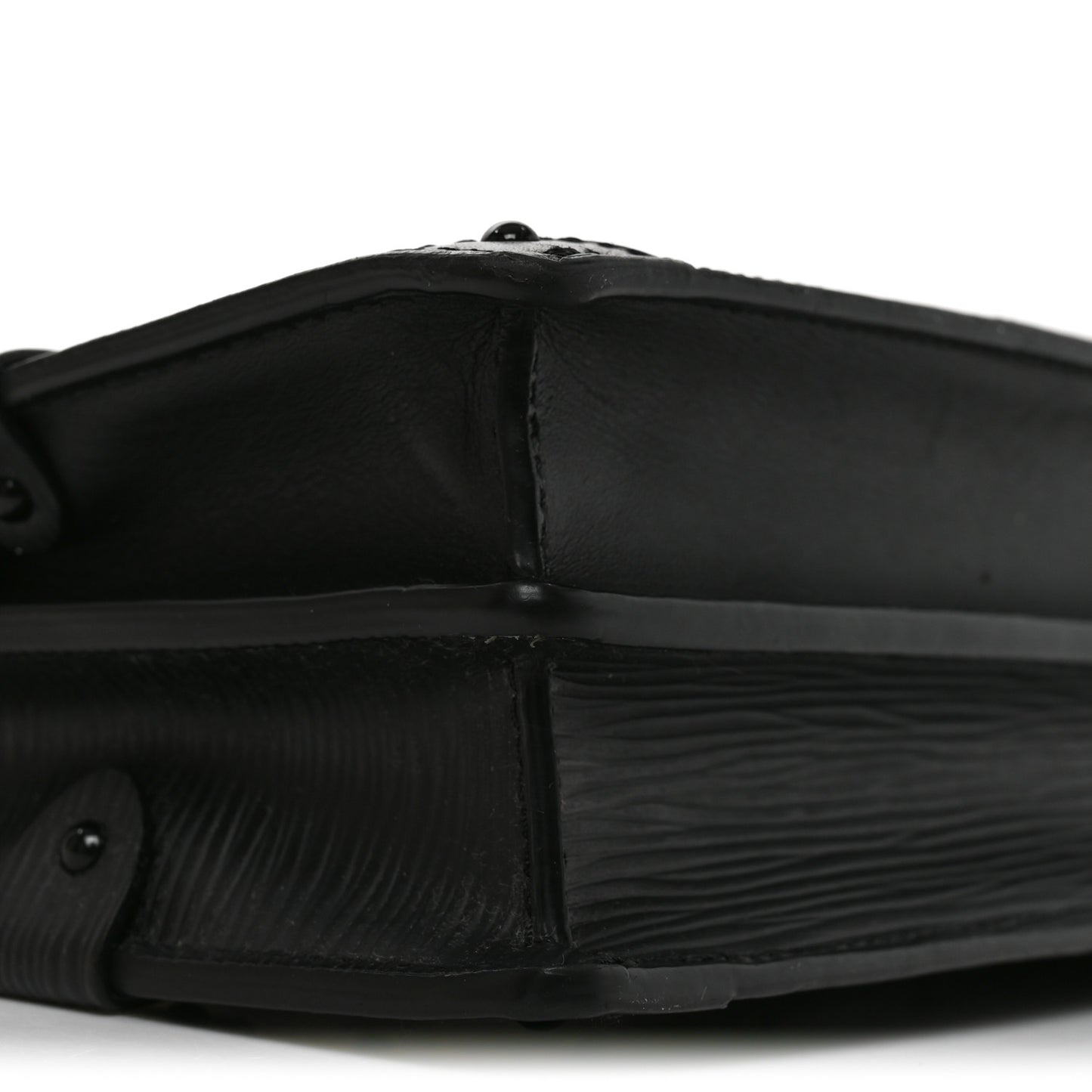 Epi Trunk Clutch Black