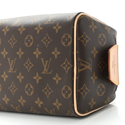Louis Vuitton Monogram Dopp Kit Toilet Pouch 8 of 10