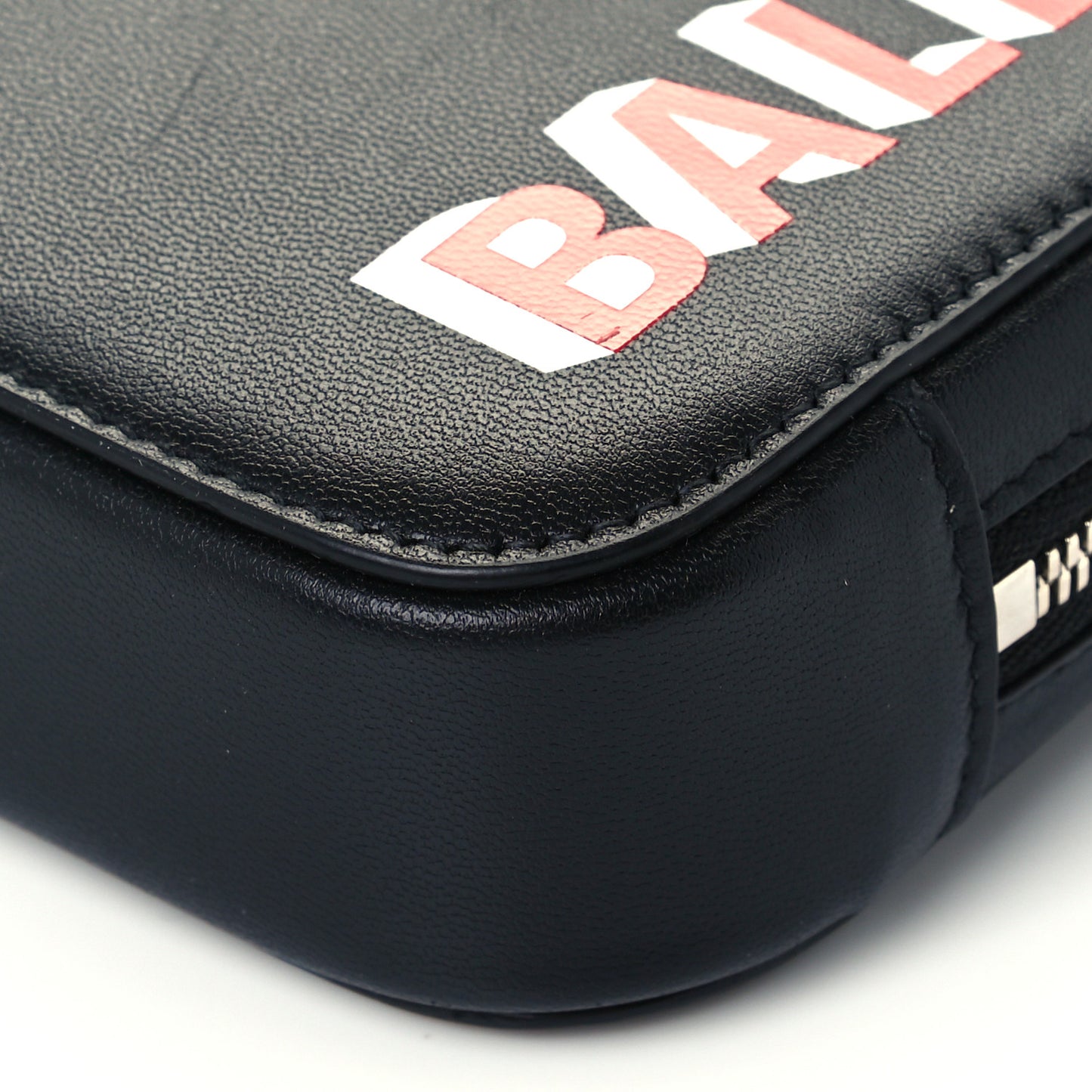 Smooth Calfskin 3D Logo Cash Phone Holder Bag Black Red White
