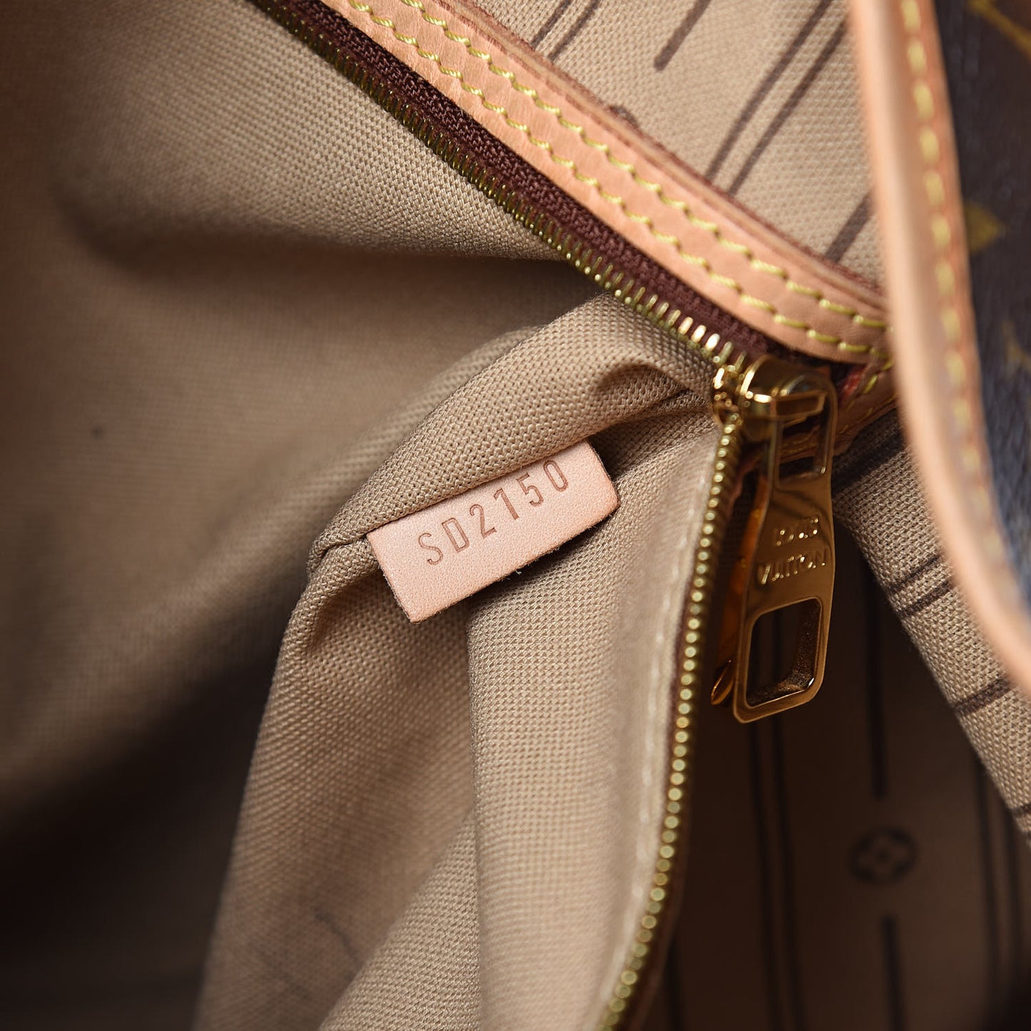 Monogram Delightful GM