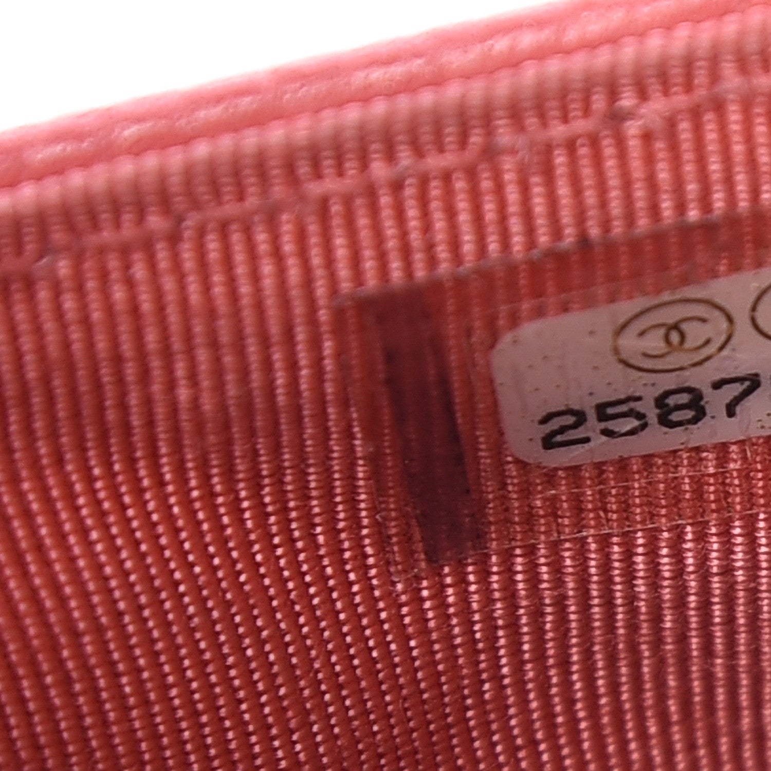 Chanel Caviar Quilted CC Zip Card Holder Pink 7 of 9