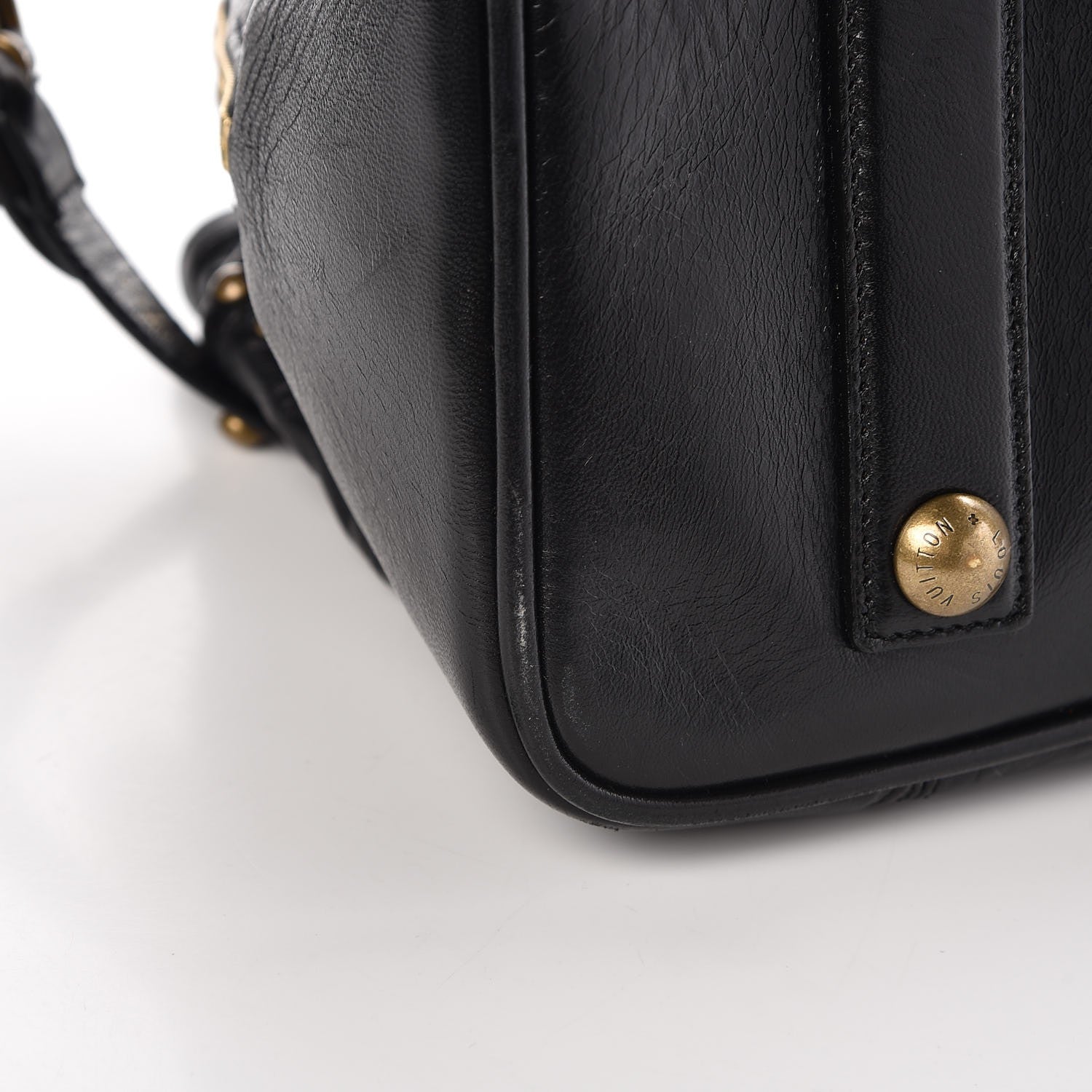 Louis Vuitton Lambskin Riveting Black 11 of 13