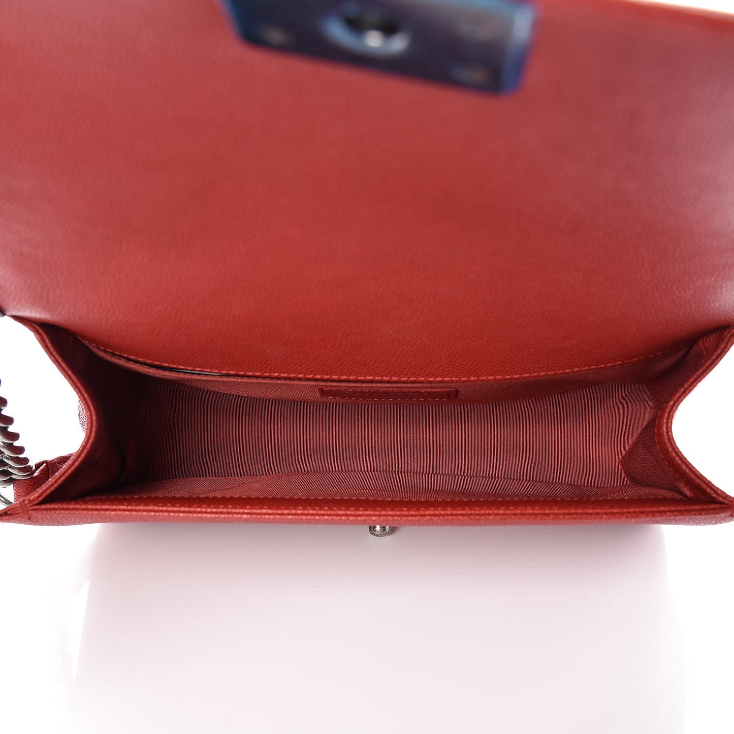 Caviar Quilted Medium Boy Flap Red