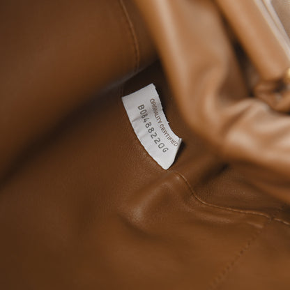Bottega Veneta Smooth Butter Calf The Pouch Oversized Clutch Cammello 6 of 8