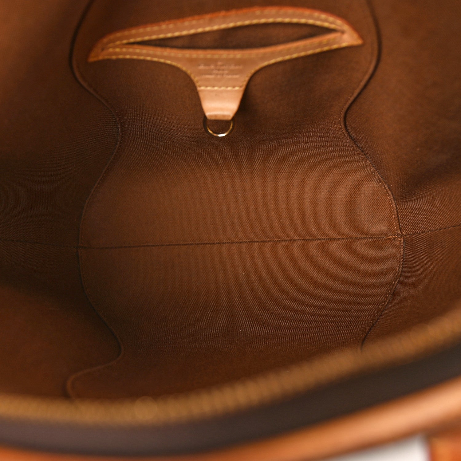 Louis Vuitton Monogram Ellipse MM 5 of 12