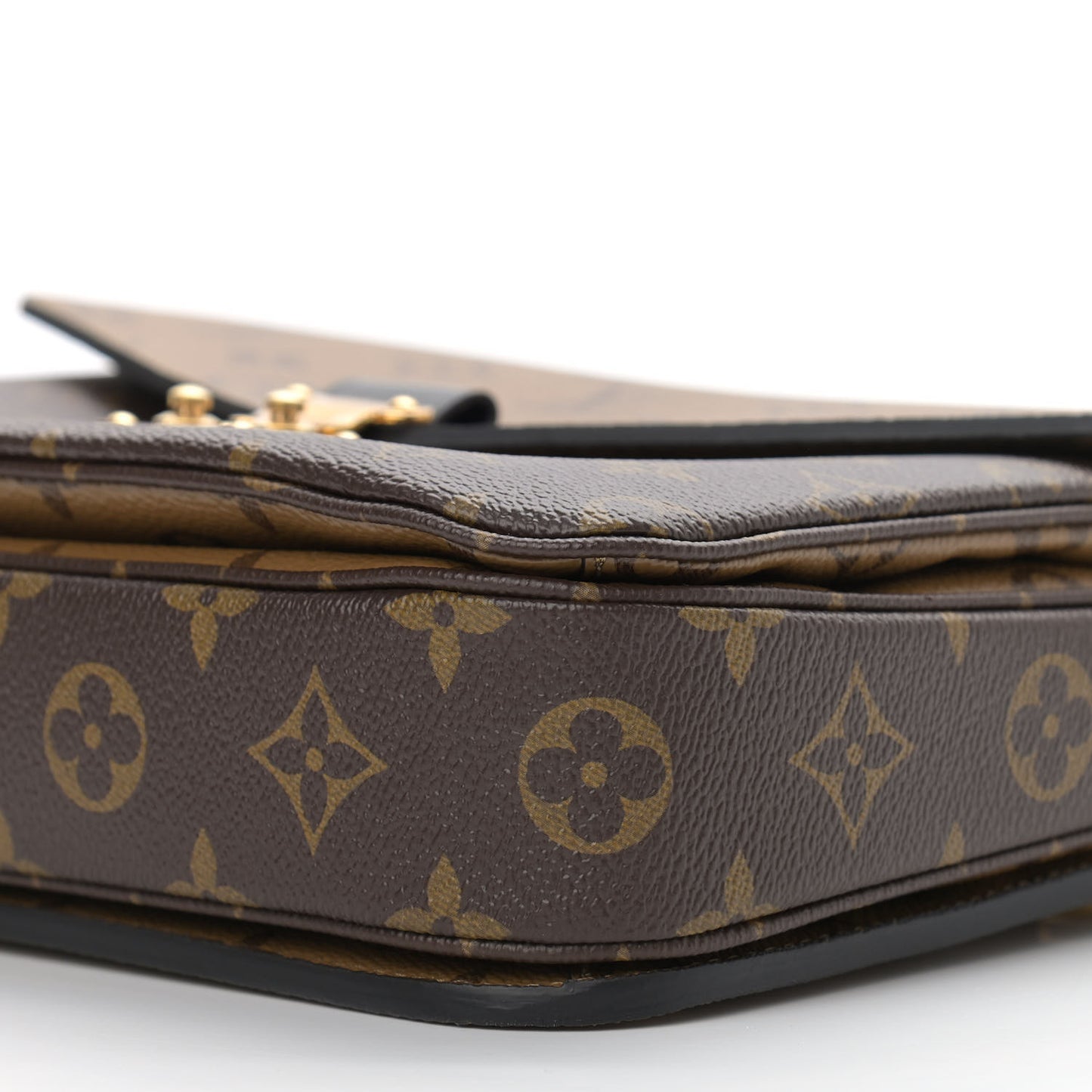Reverse Monogram Pochette Metis