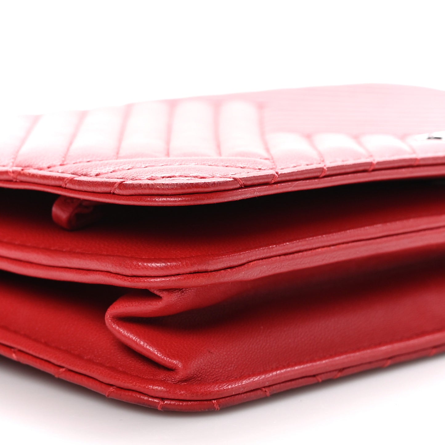 Lambskin Quilted CC Crossing Wallet On Chain WOC Red