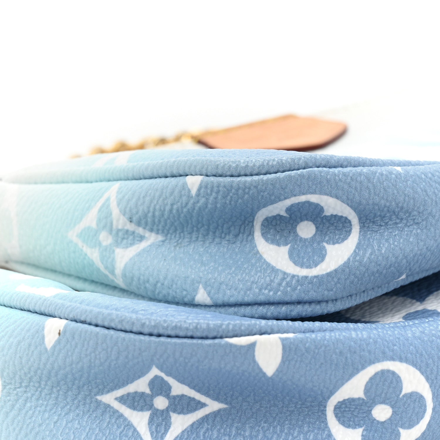 Louis Vuitton Monogram Giant By The Pool Multi Pochette Accessories Blue 15 of 17