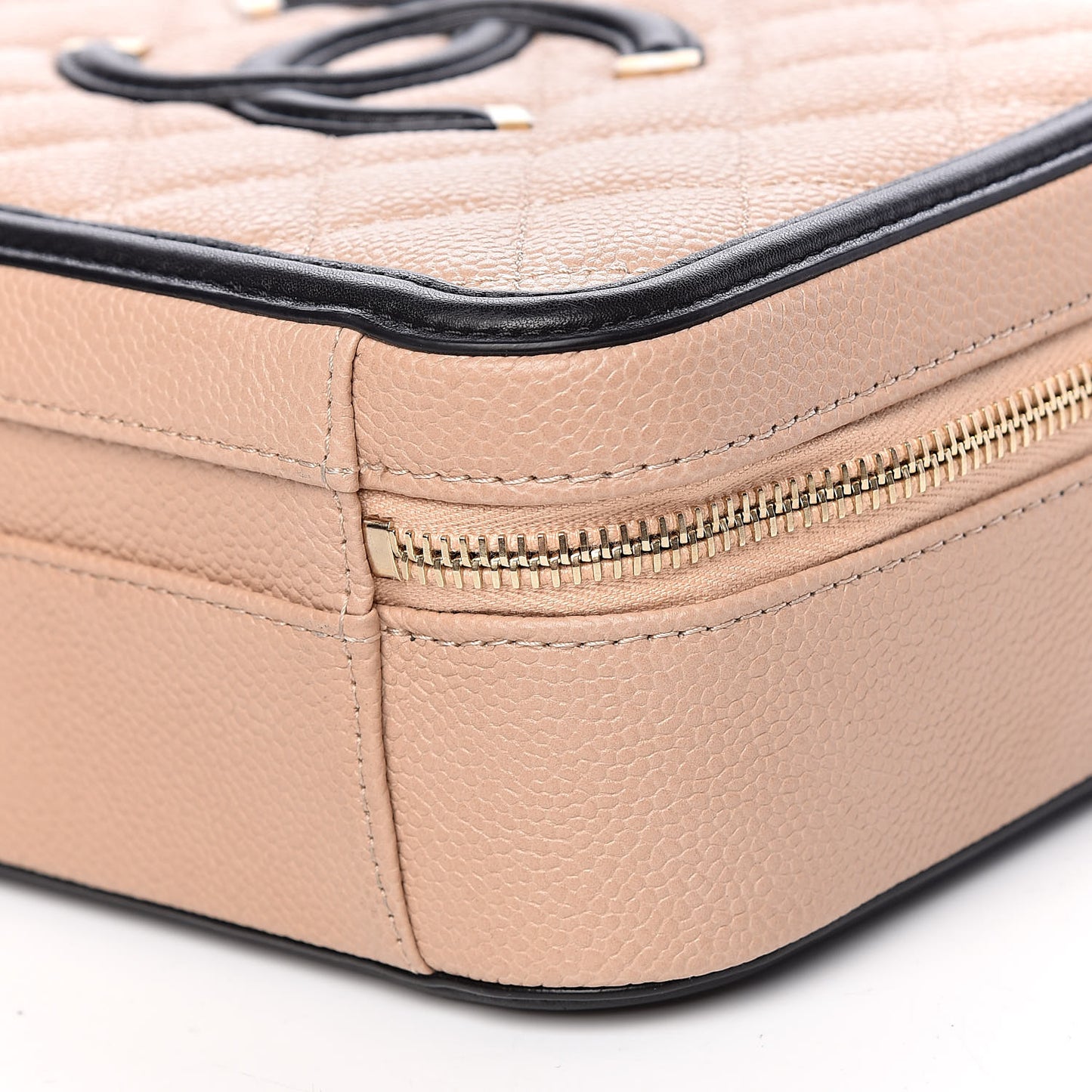 Caviar Quilted Medium CC Filigree Vanity Case Beige Black