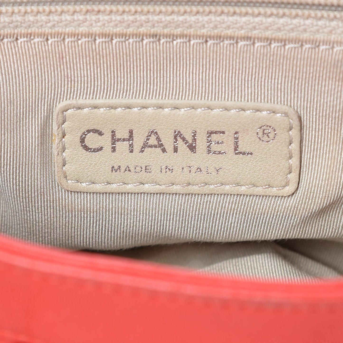 Washed Lambskin Mini Chain Around Messenger Red