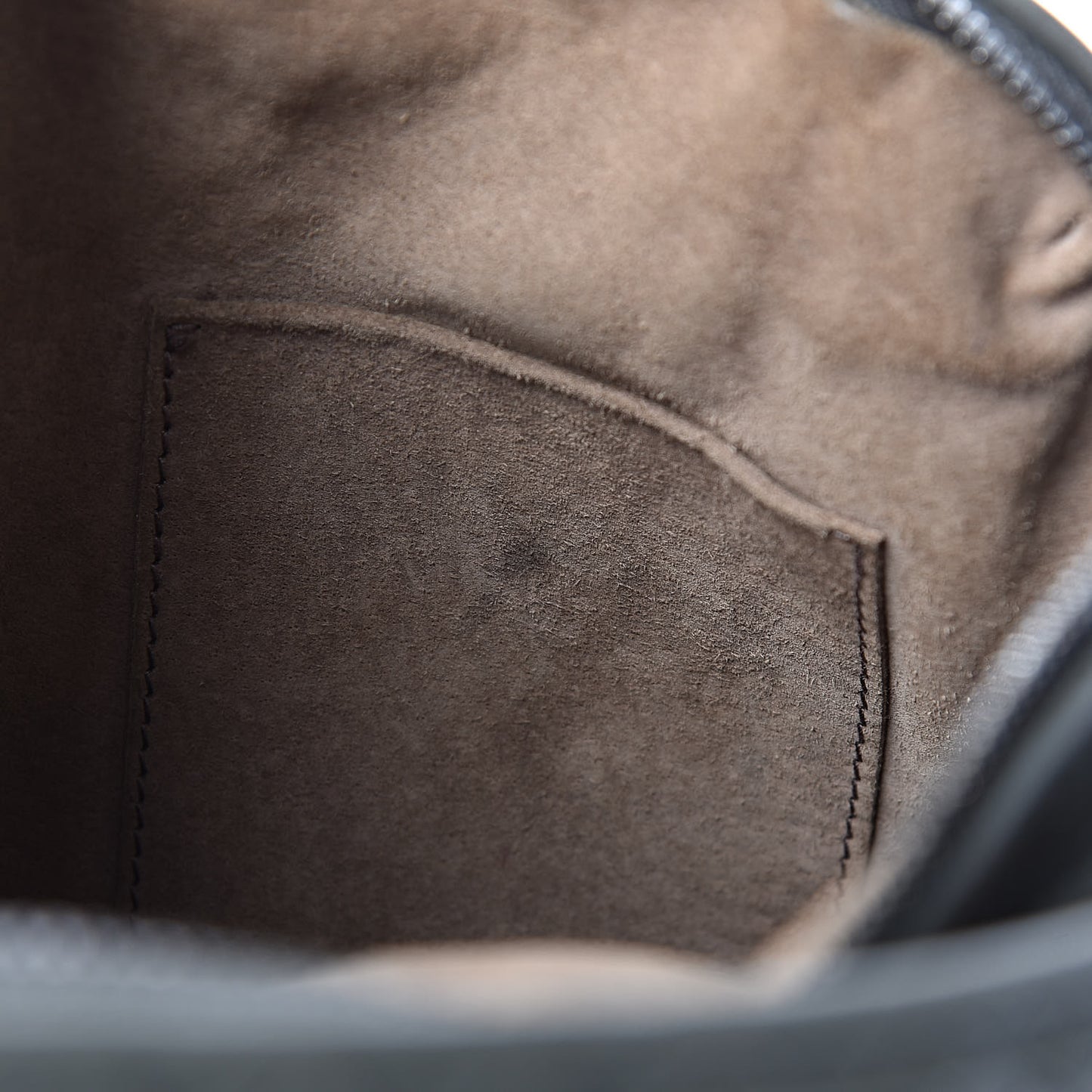 Nappa Intrecciato Nodini Crossbody Messenger Light Grey