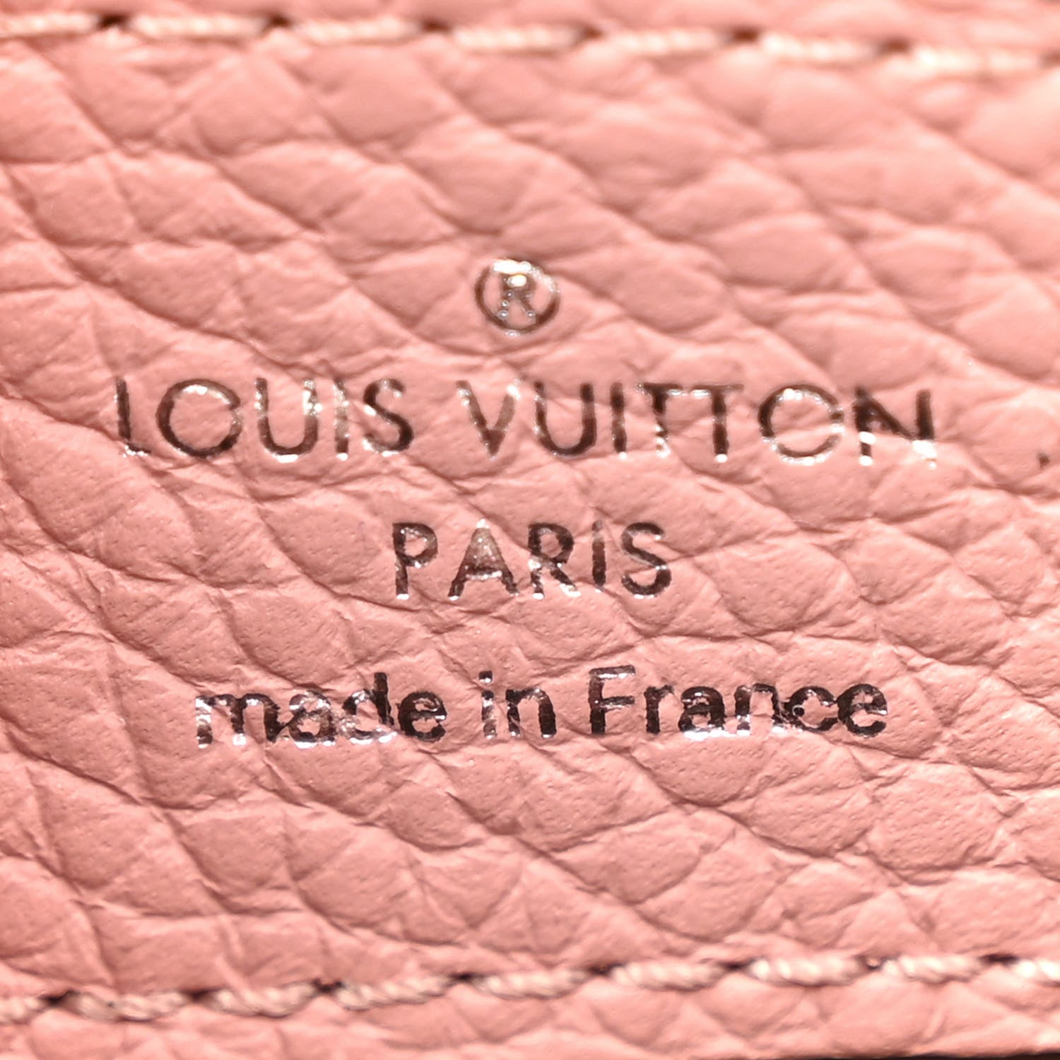 Louis Vuitton Taurillon Capucines PM Magnolia 6 of 10