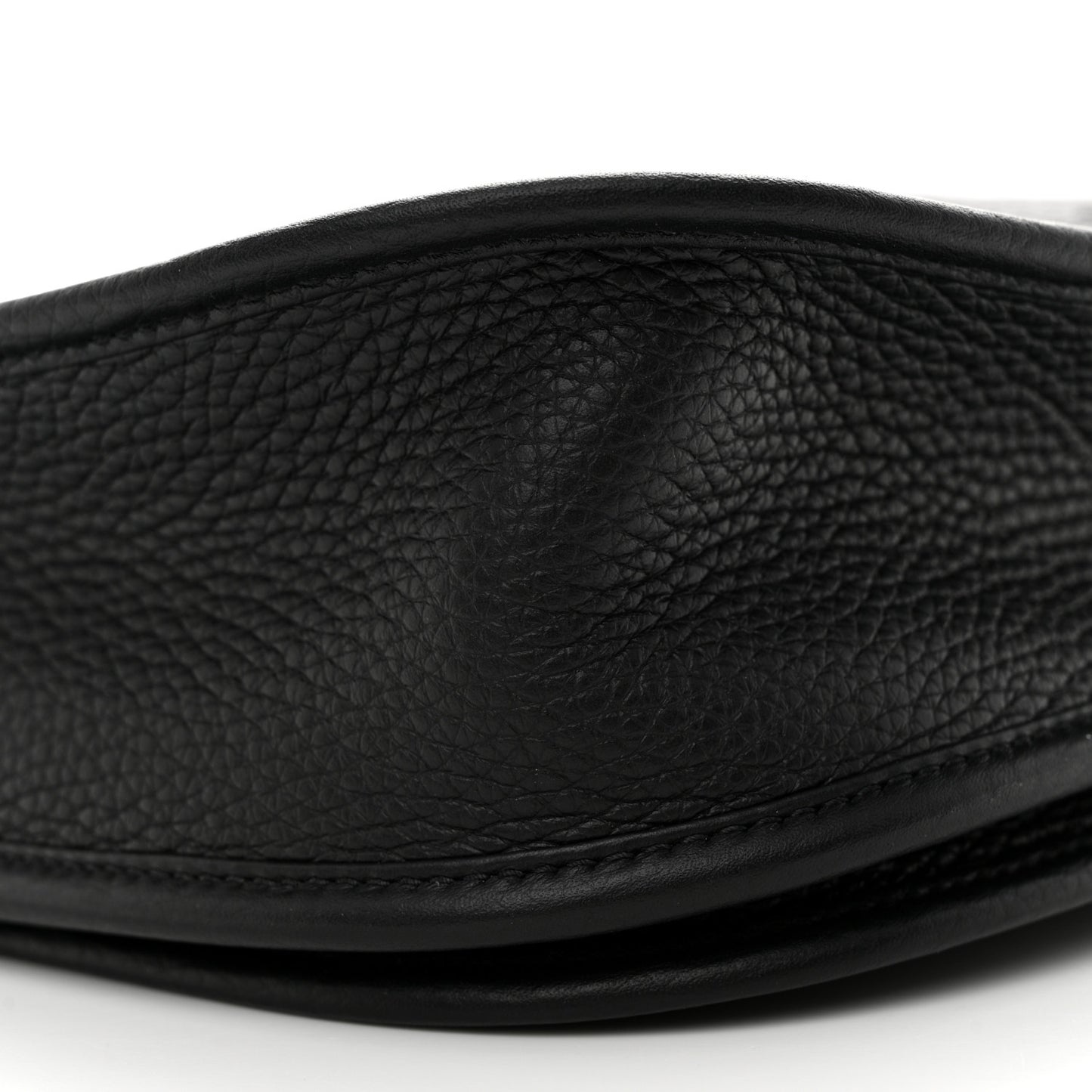 Taurillon Clemence Evelyne III PM Black
