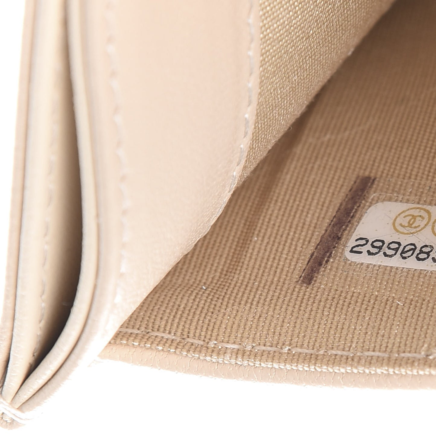 Goatskin Quilted 19 Card Holder Beige